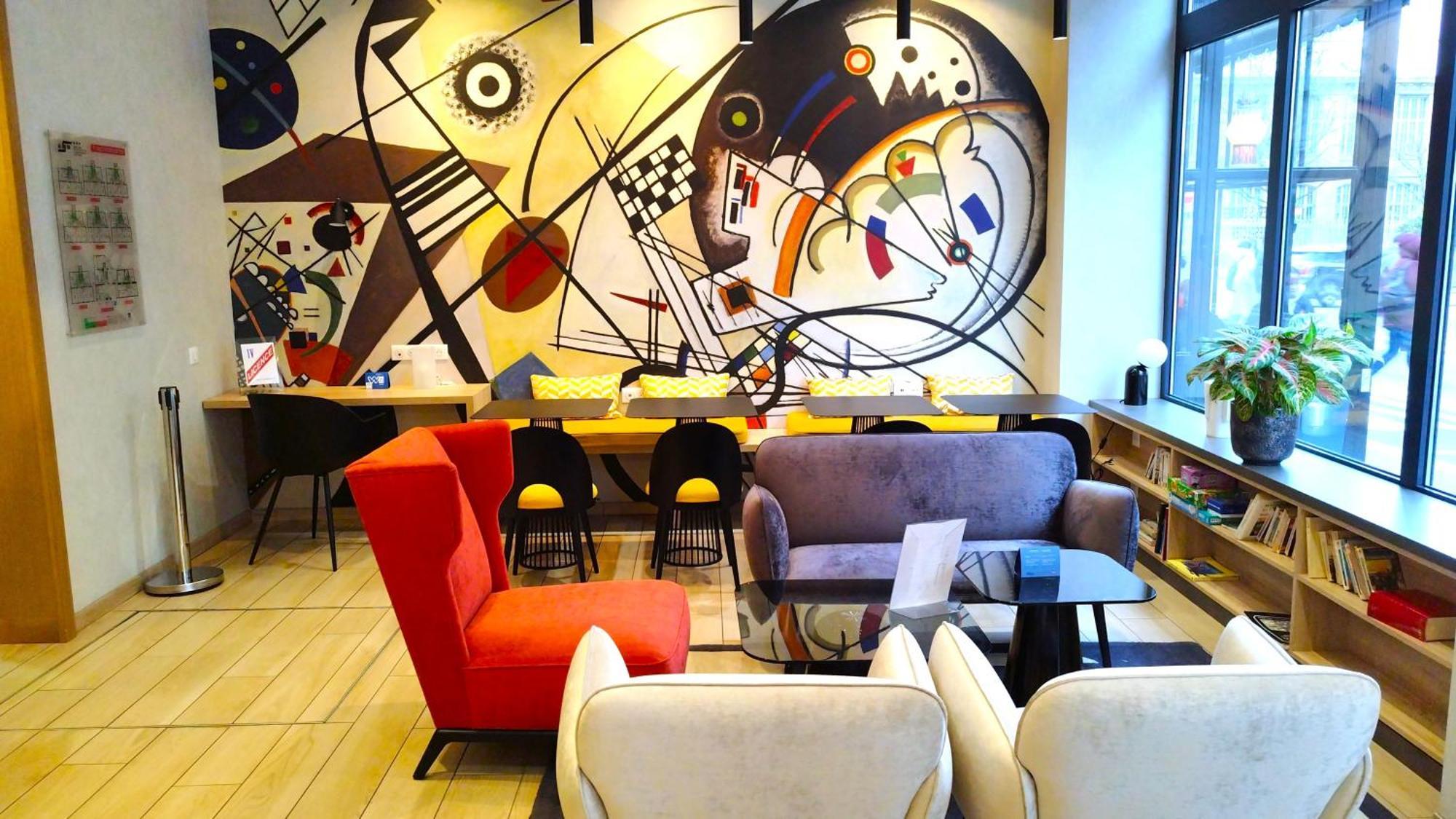 Avia Saphir Montparnasse Hotel 3*