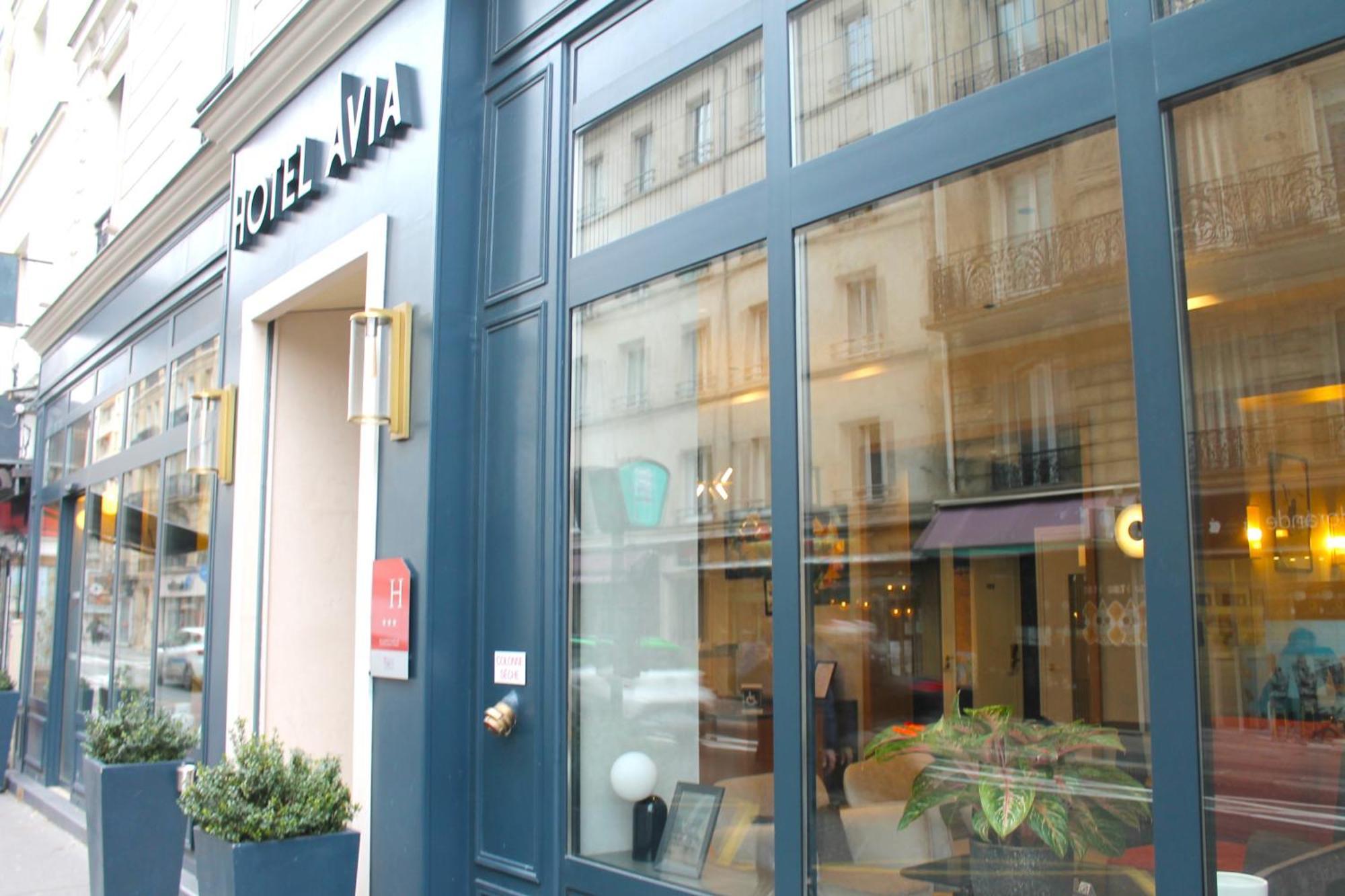 Avia Saphir Montparnasse Paris