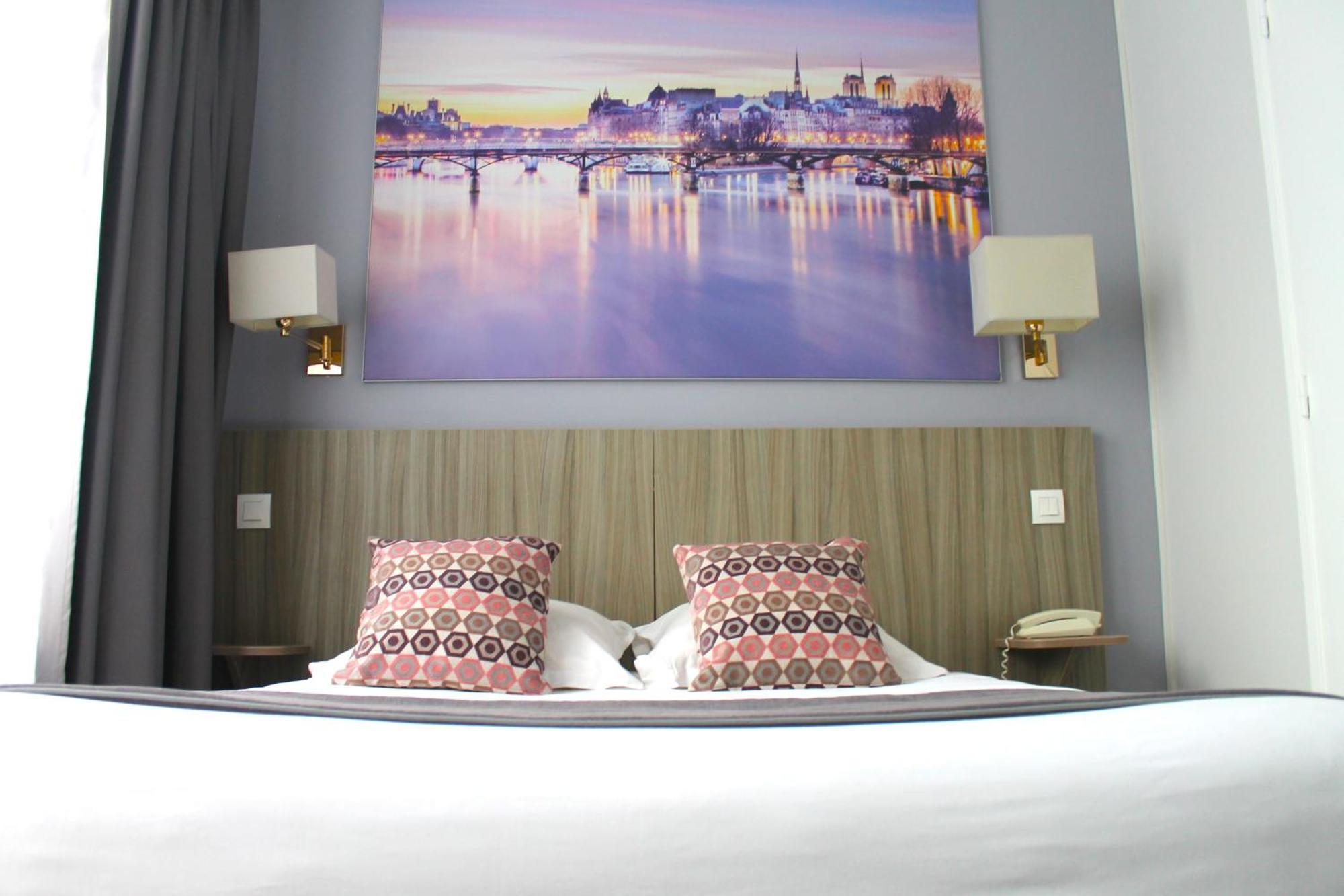Avia Saphir Montparnasse Hotel