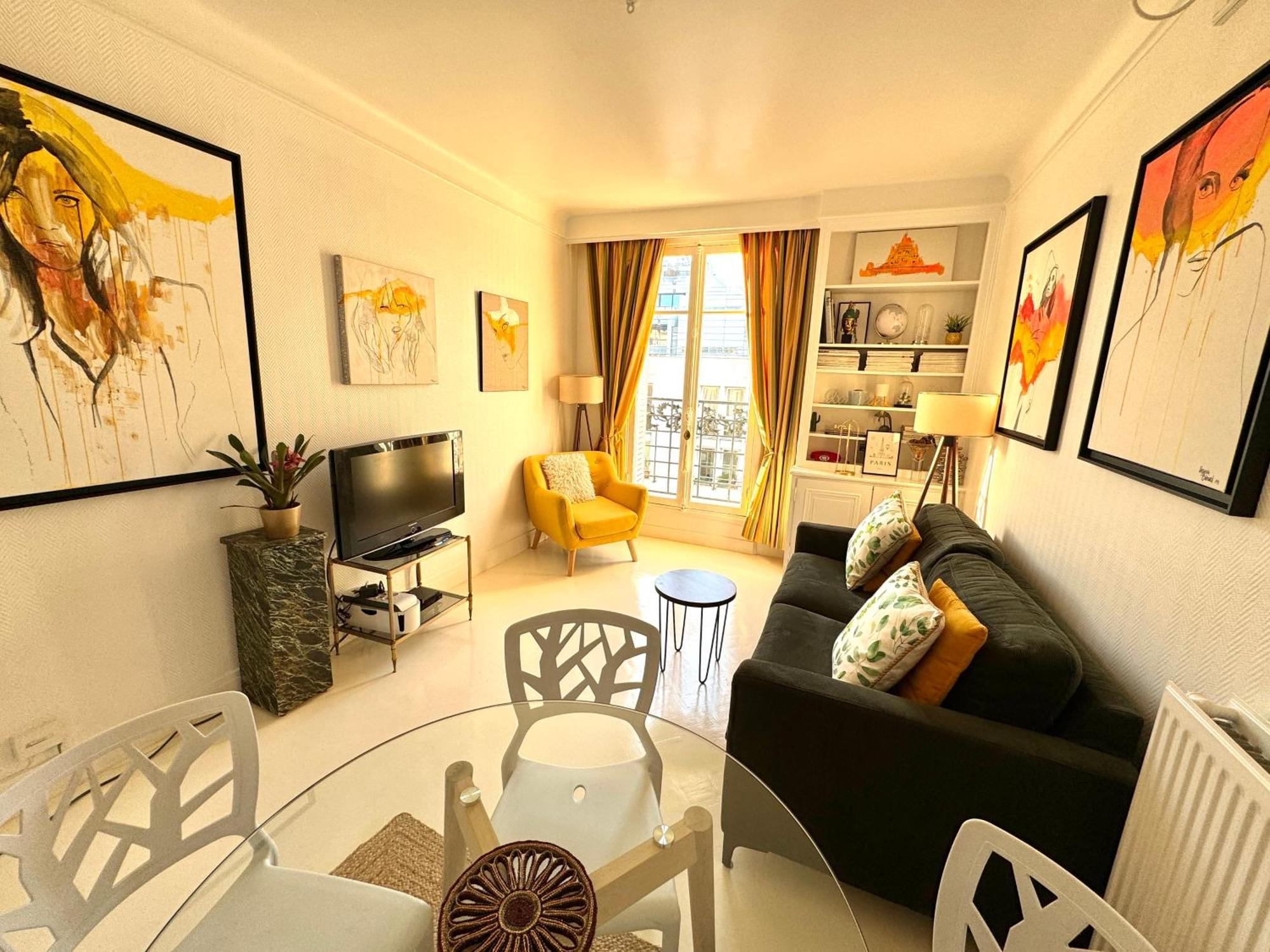 2 Pieces Elegant Proche Porte De Versailles Appartement