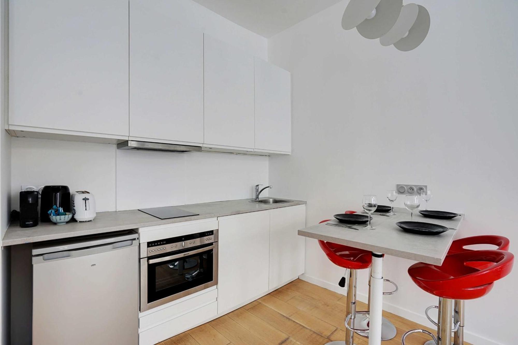 Charming Refurbished Studio -maraisbeaubourg *