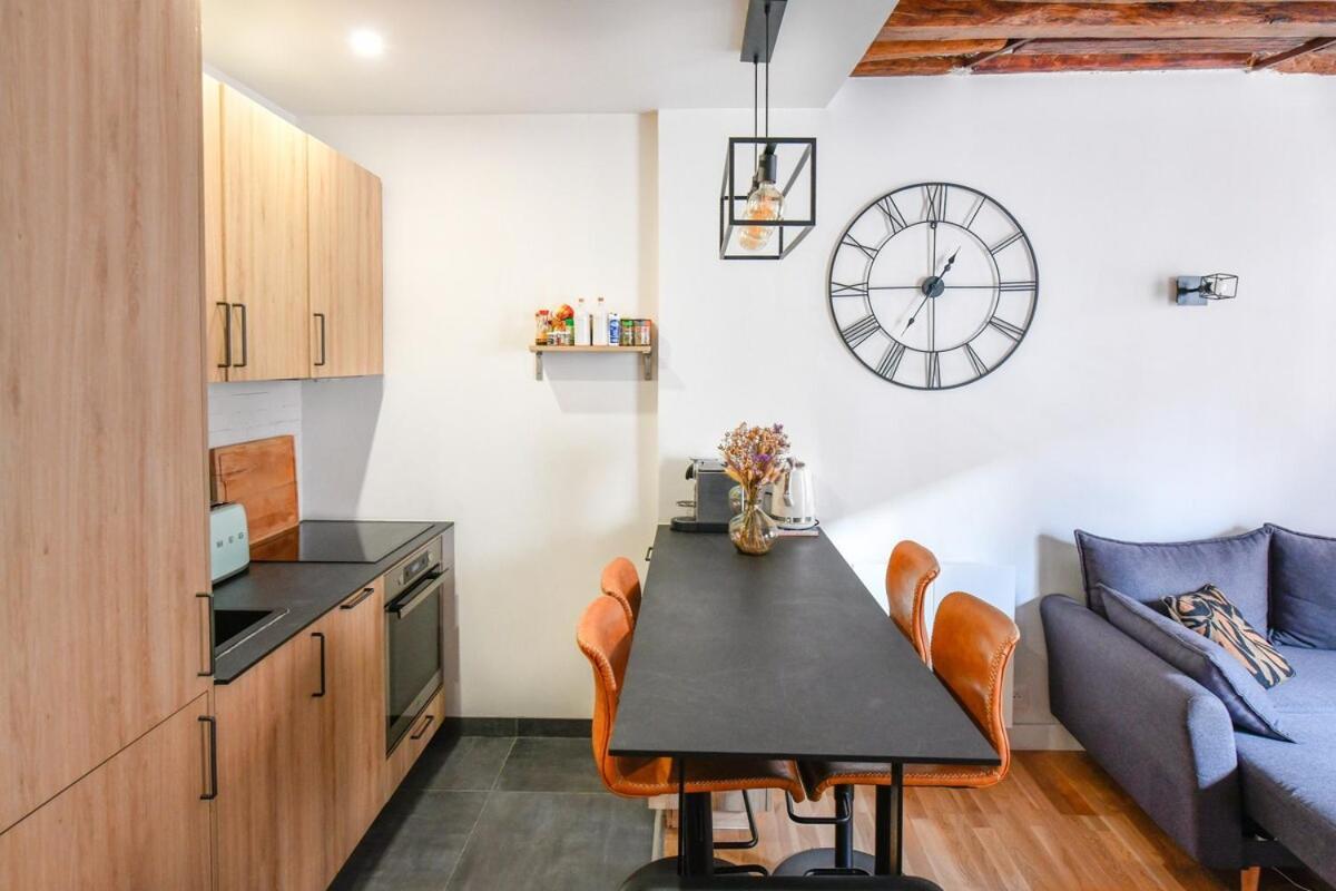 Apartment Beverage & Food Spots