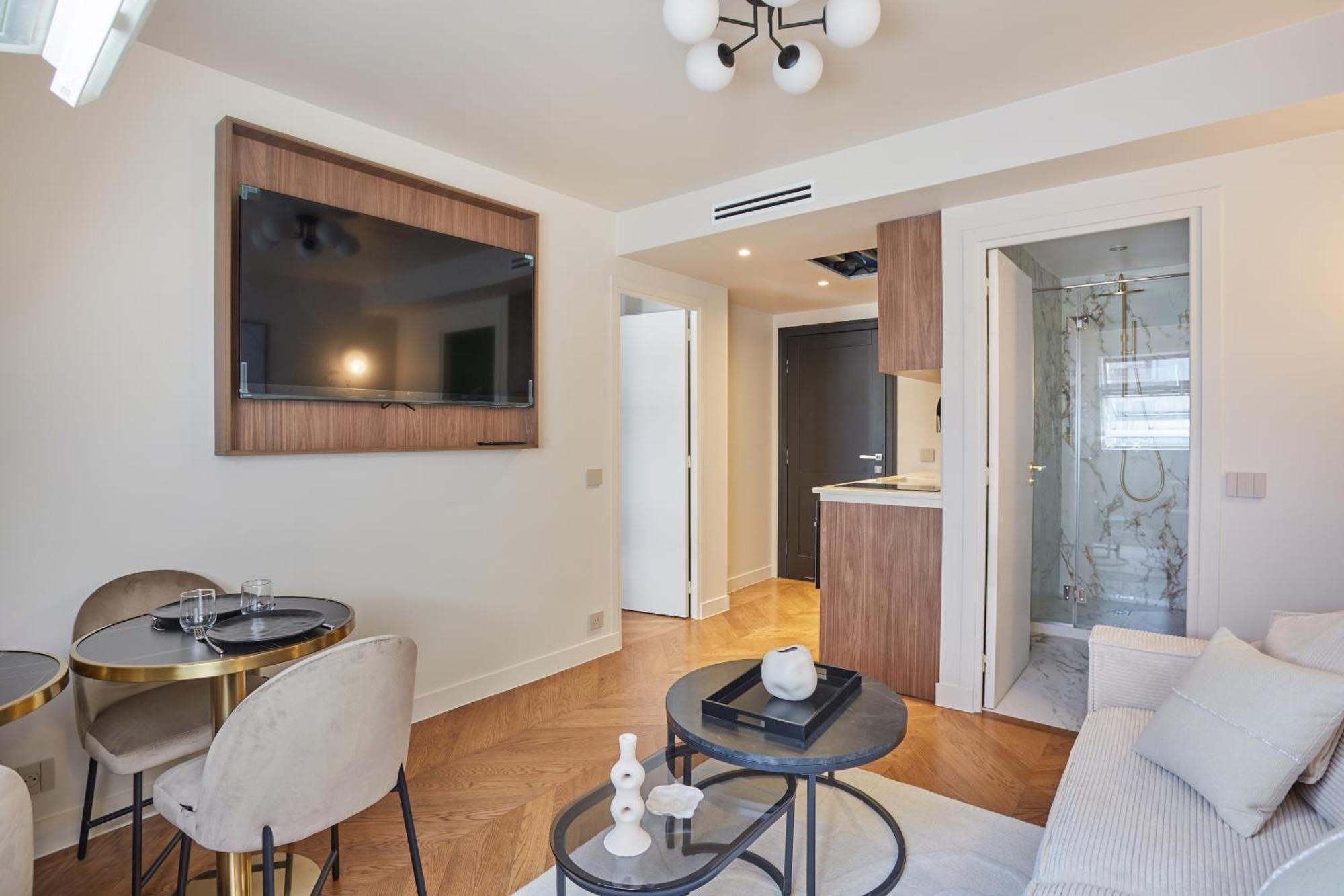 Apartment Centre De By Prestige