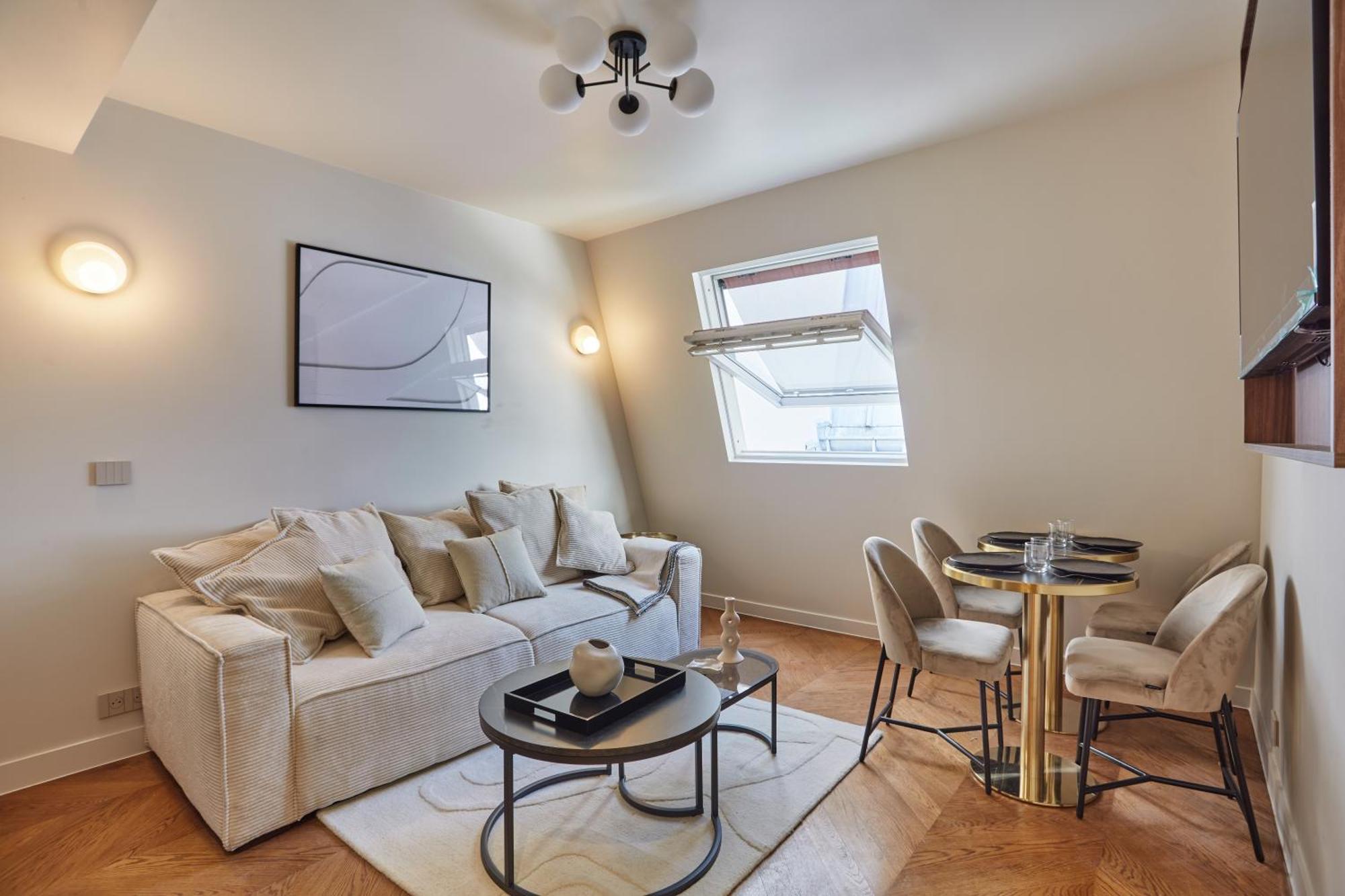 Centre De By Prestige Apartment