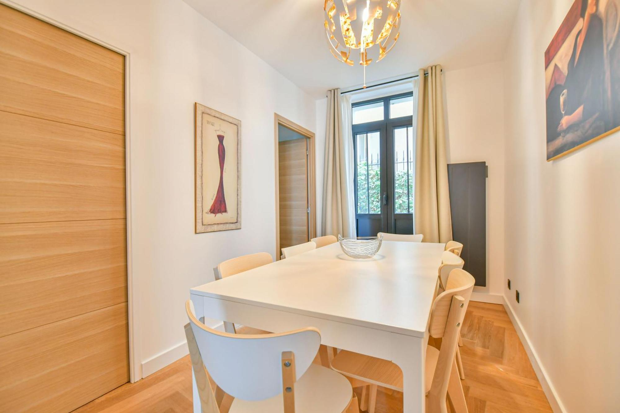 Appartement Duplex A Saint-ambroise