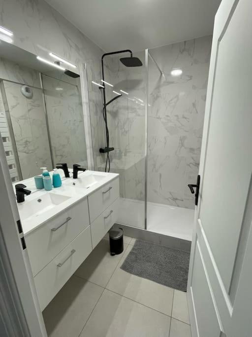 Appartement Familial De Qualite *