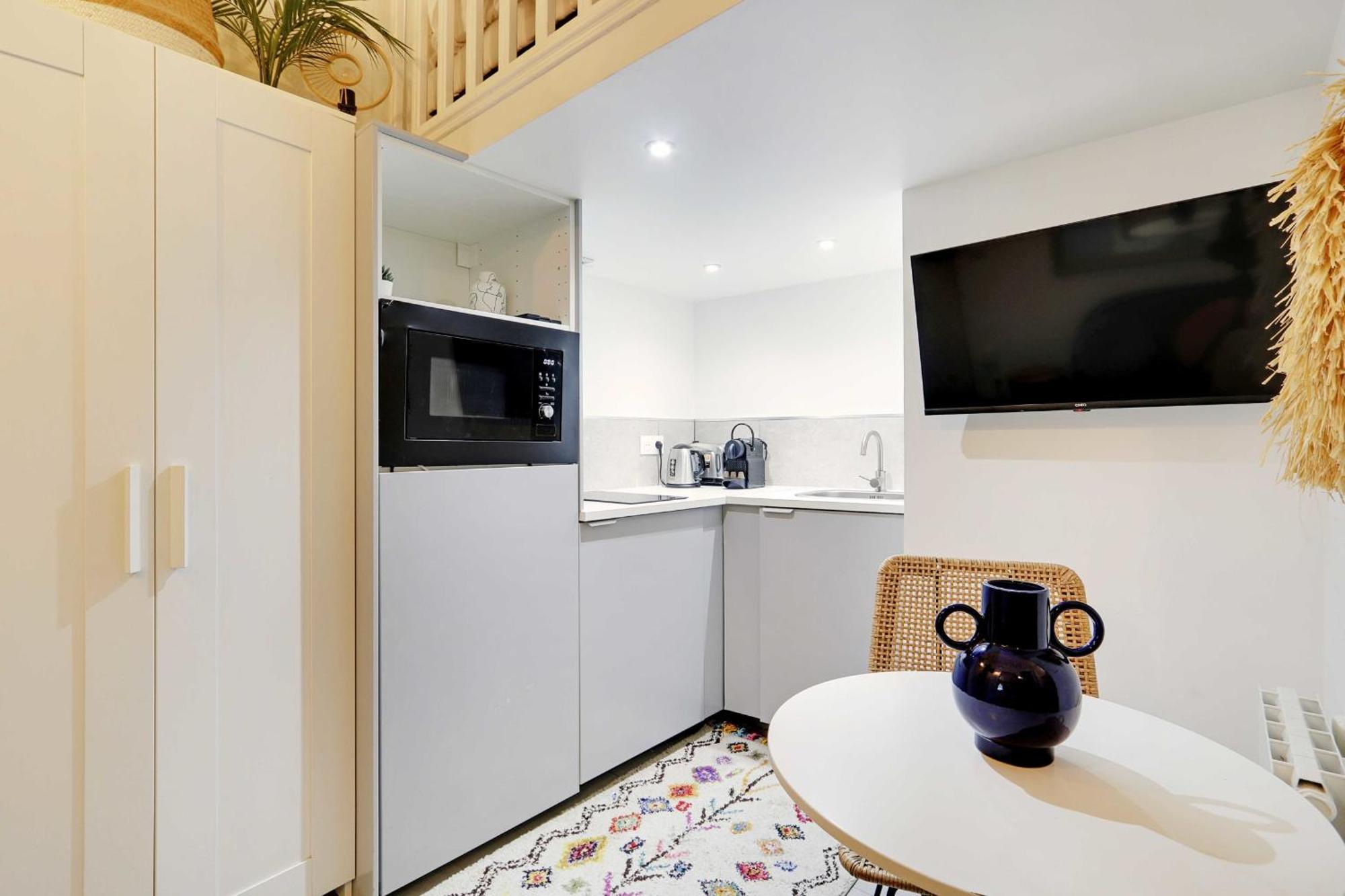 Apartment Beautiful And Contemporary - Arc De Triomphe Champs Elysees *