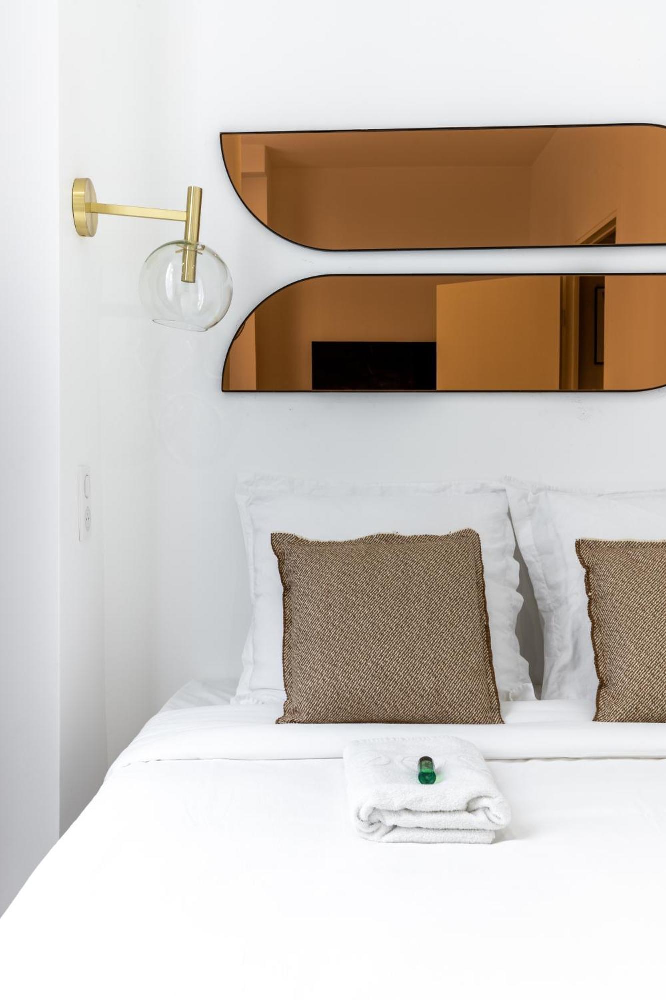 Hsh St Germain/jardin Du Luxembourg : Luxury