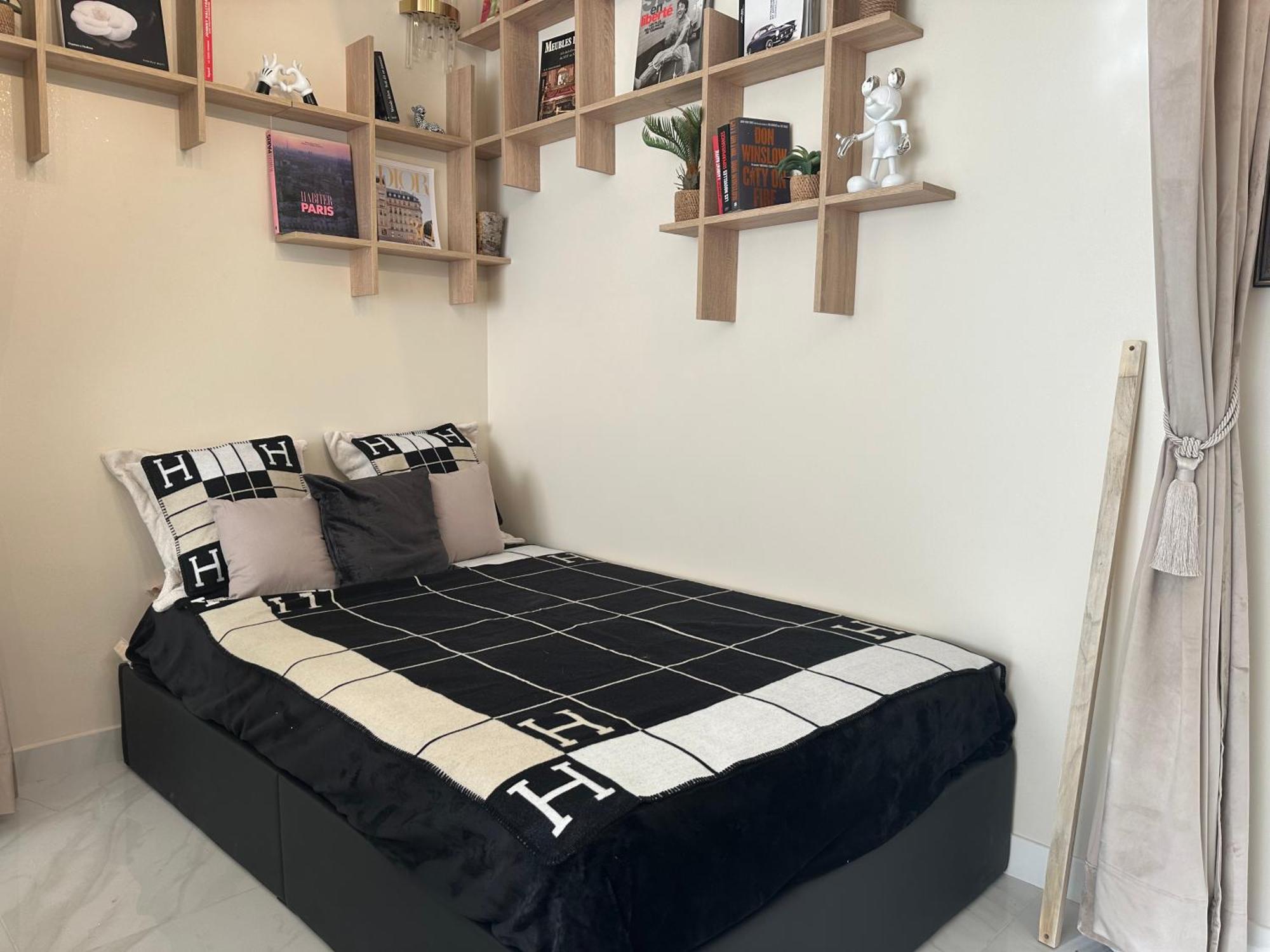 Montaigne - Champs Elysees Luxury&design / 110 M2 Apartment Paris