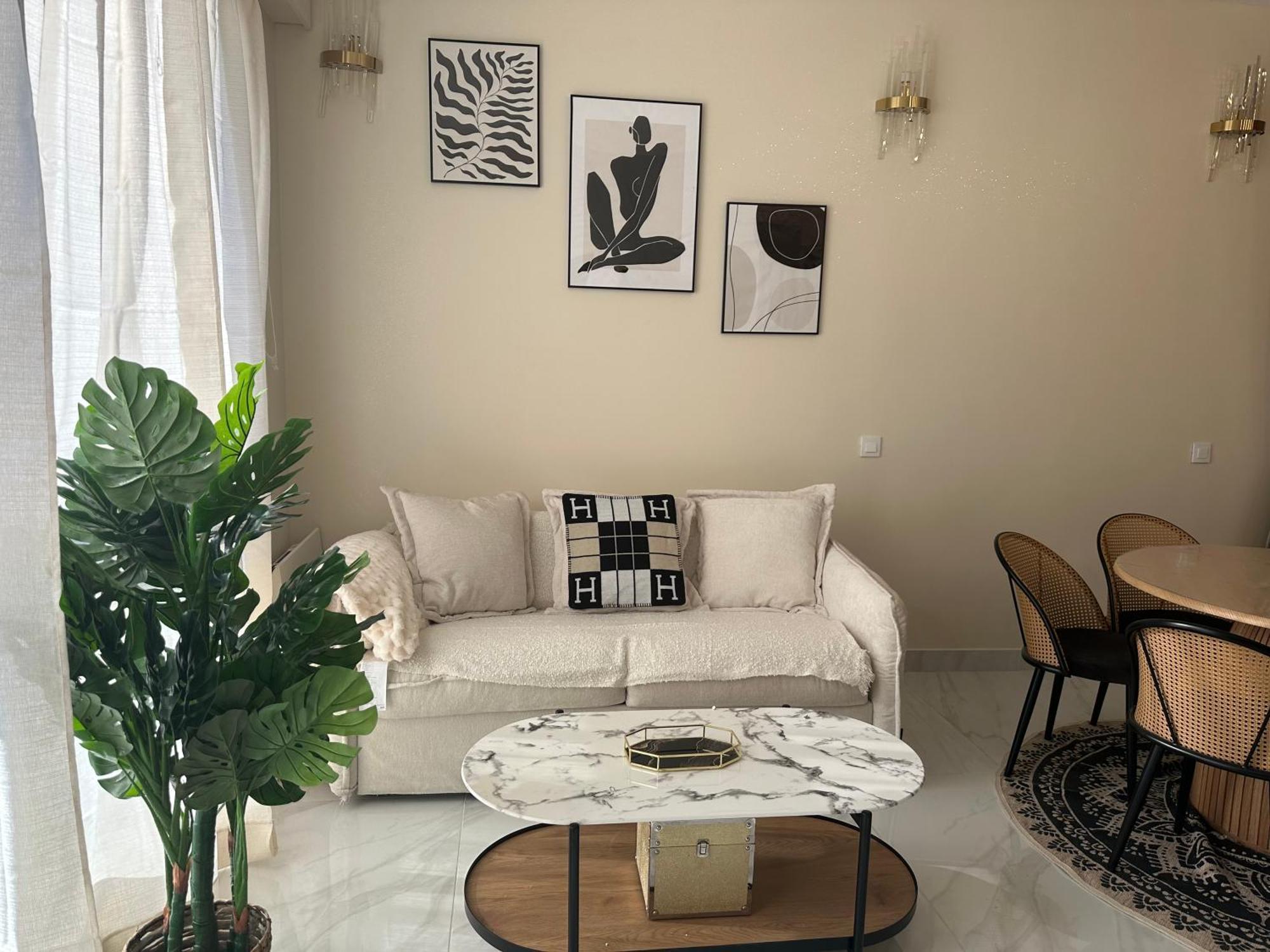Montaigne - Champs Elysees Luxury&design / 110 M2 Apartment