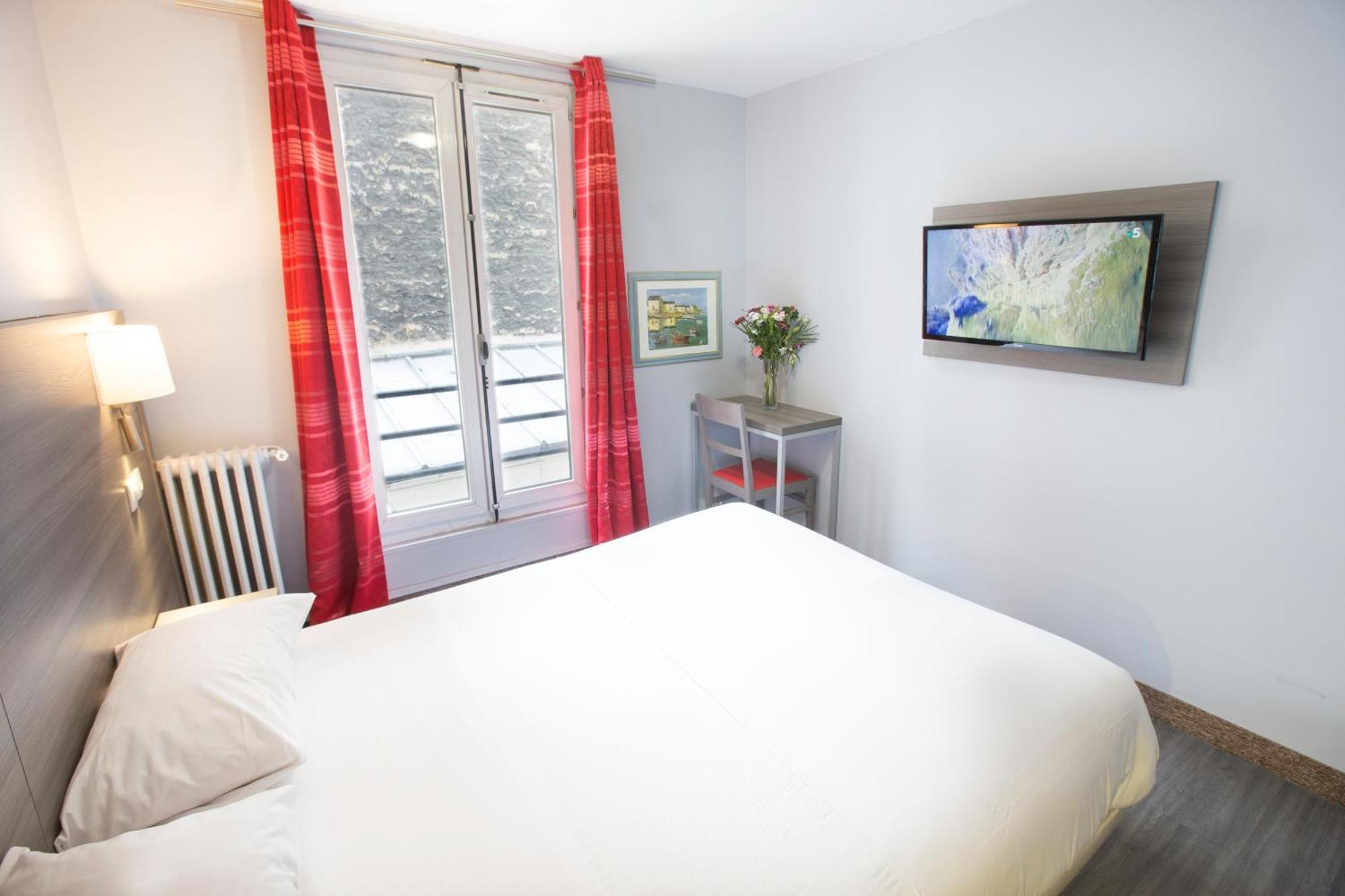 Hipotel Pere-lachaise Republique Hotel 3*