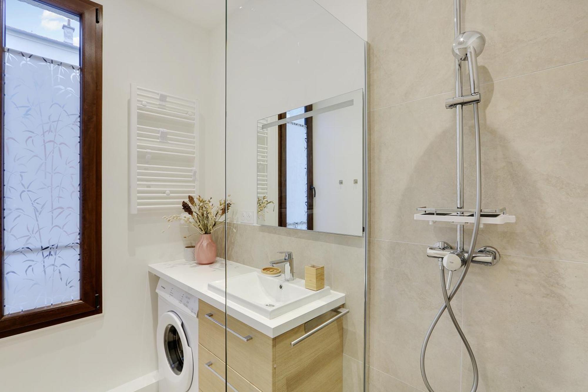 Pick A Flat's In Reuilly-diderot - Rue De Reuilly Apartment