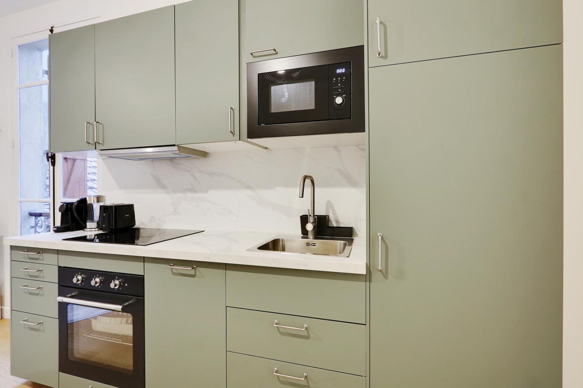 Pick A Flat's In Reuilly-diderot - Rue De Reuilly Paris