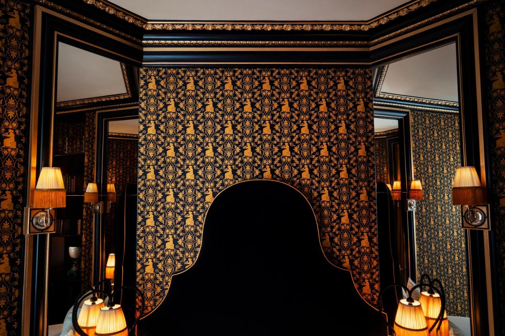 Maison Souquet, & 5* Paris