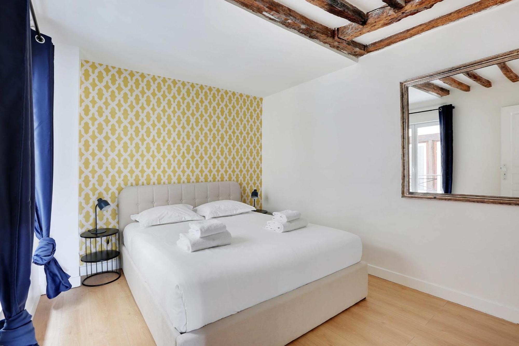 Apartment Montgolfier Paris