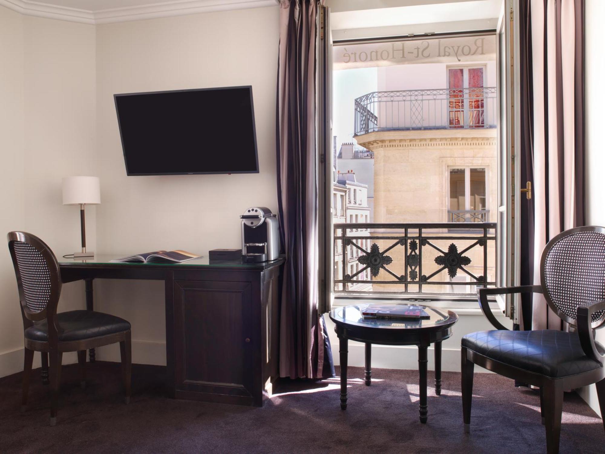 Royal Saint Honore Louvre Paris