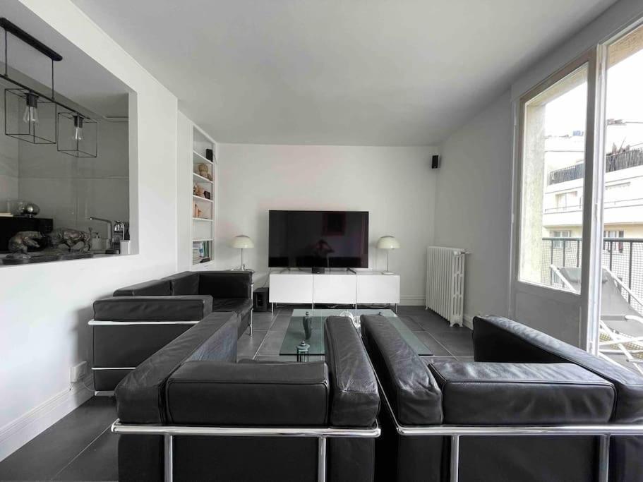 French Design Commerces Apartment
