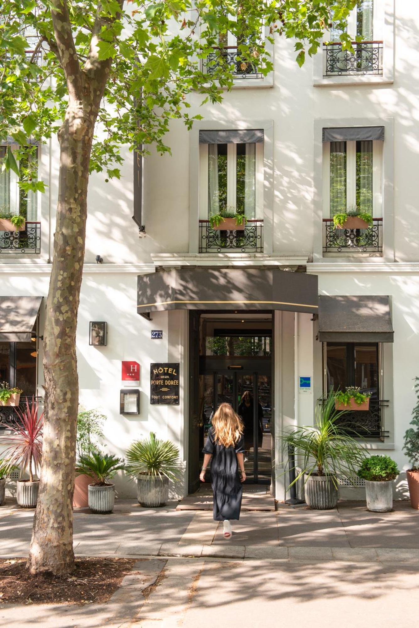 De La Porte Doree Hotel