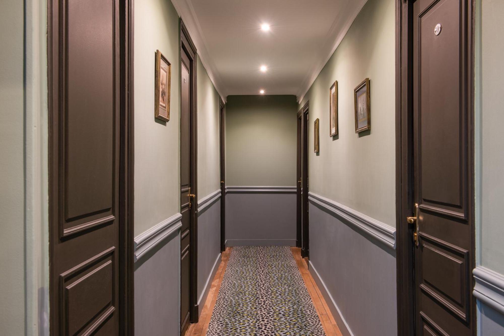 De La Porte Doree Hotel 3*