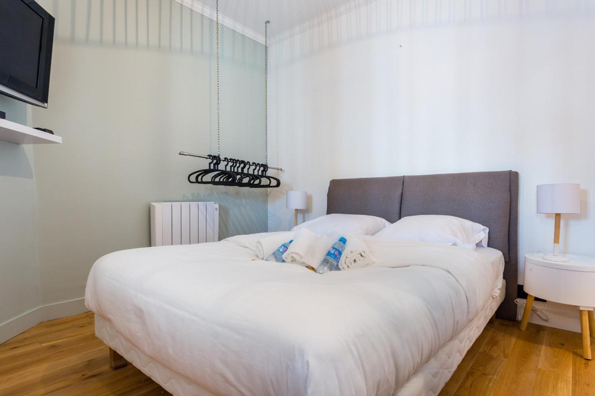 Cmg Faubourg Saint Antoine- Bastille - 1gg *
