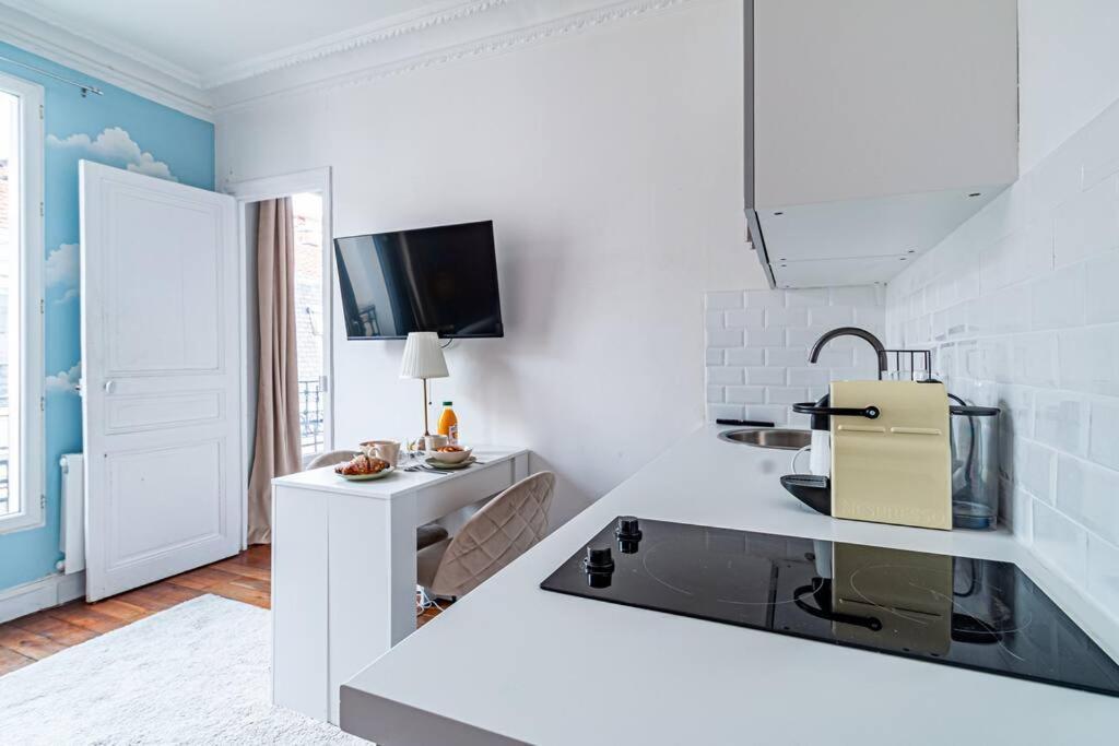 Appartement Flat Next To Montparnasse Train Station - Ii Paris