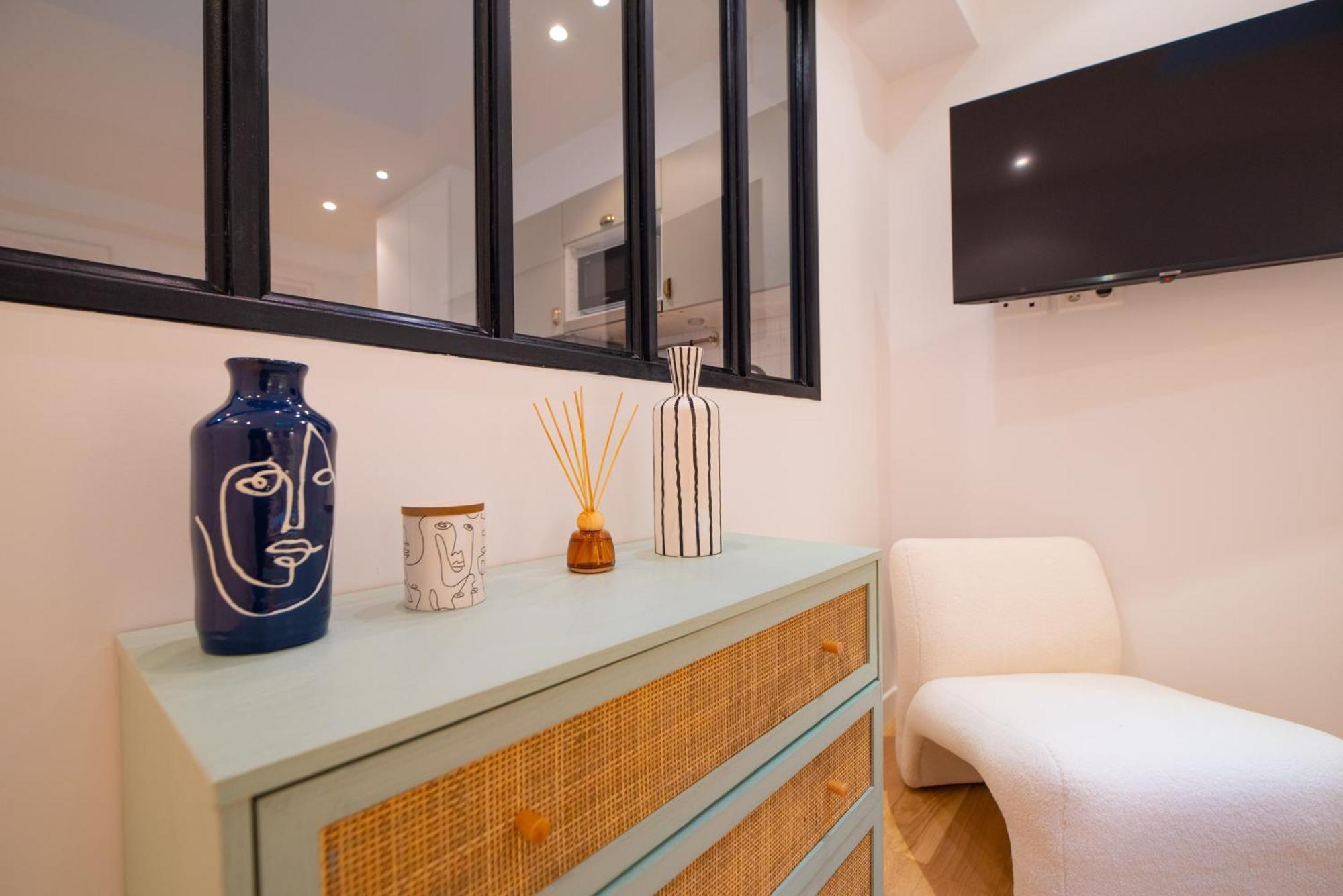 Wonderful Flat In The Marais Apartment
