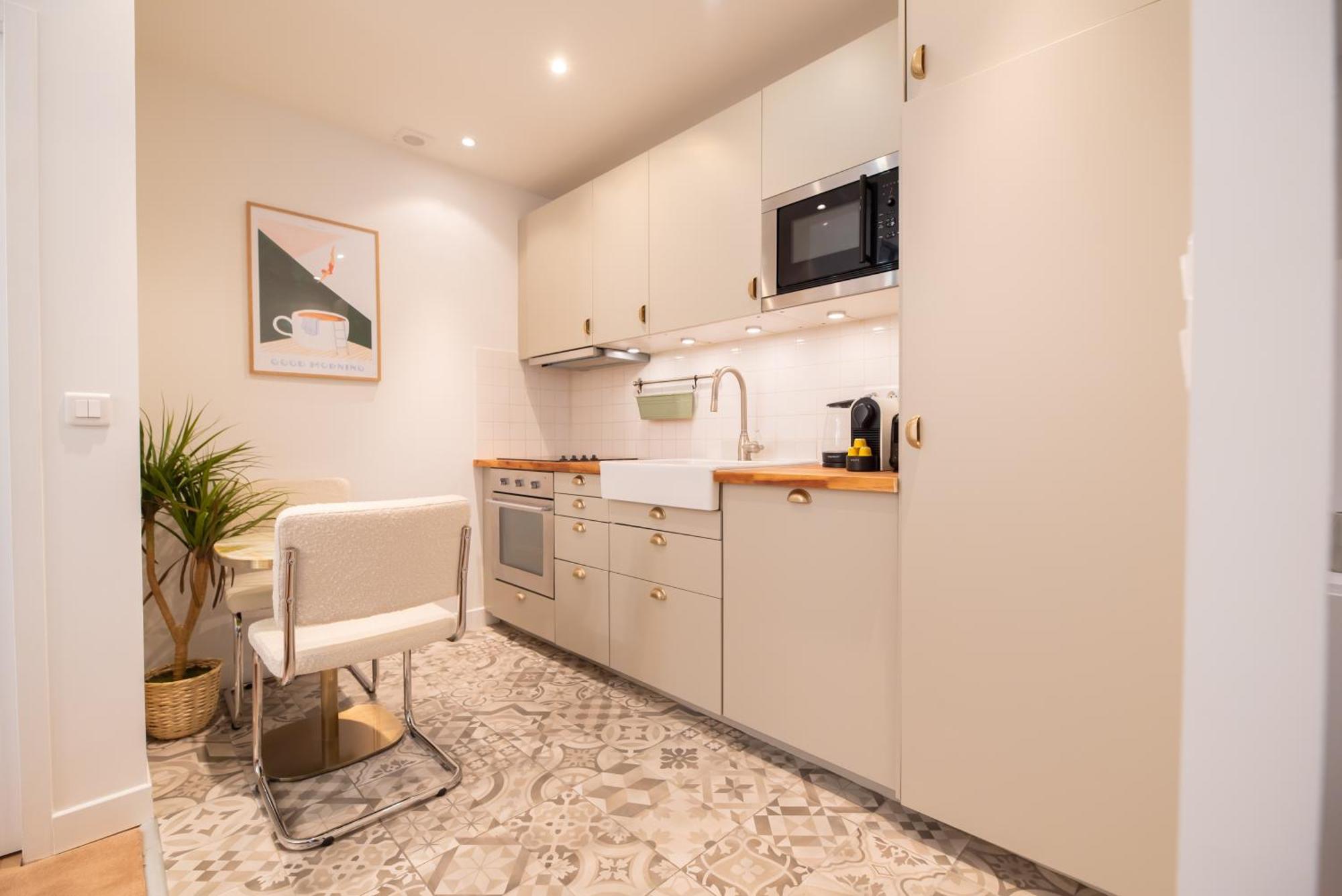 Wonderful Flat In The Marais Apartment