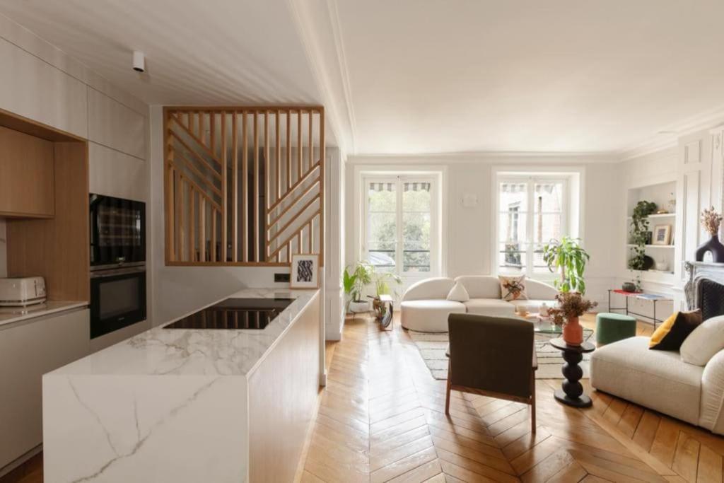 Elegant - 6th - 4p