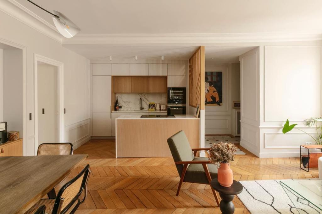 Elegant - 6th - 4p