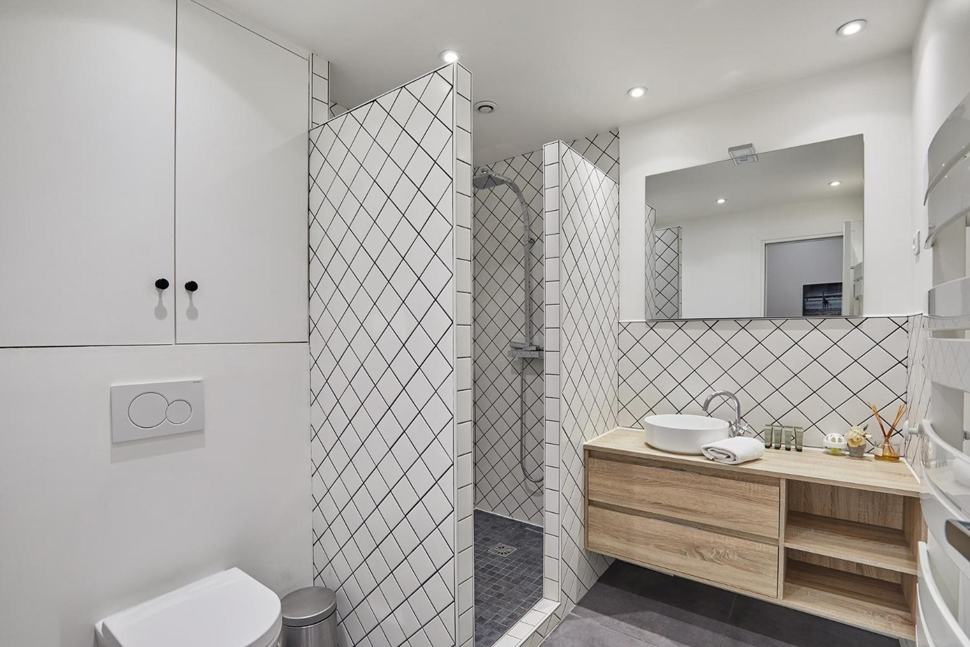 Apartment Centre De By Prestige