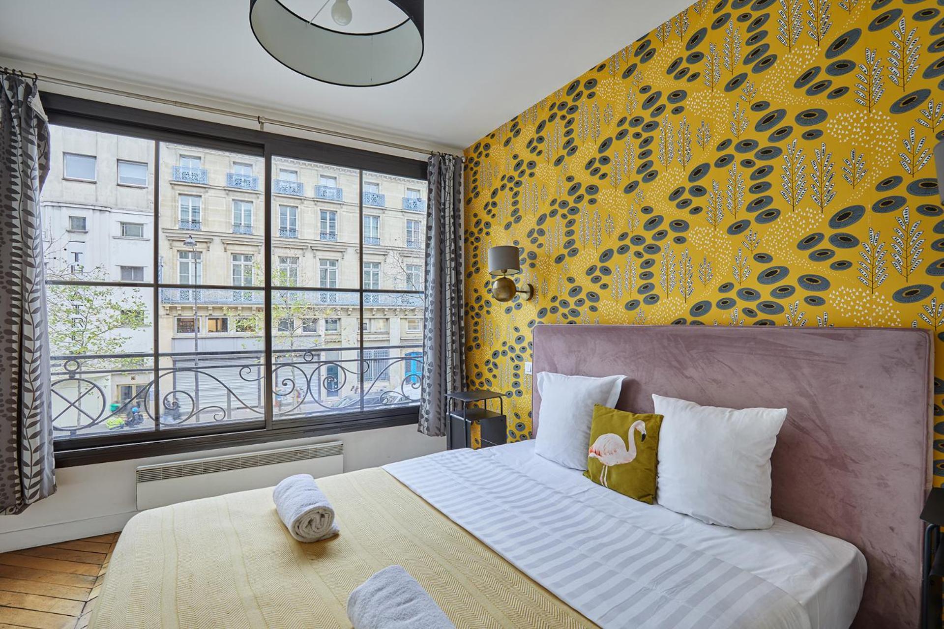Centre De By Prestige * Paris