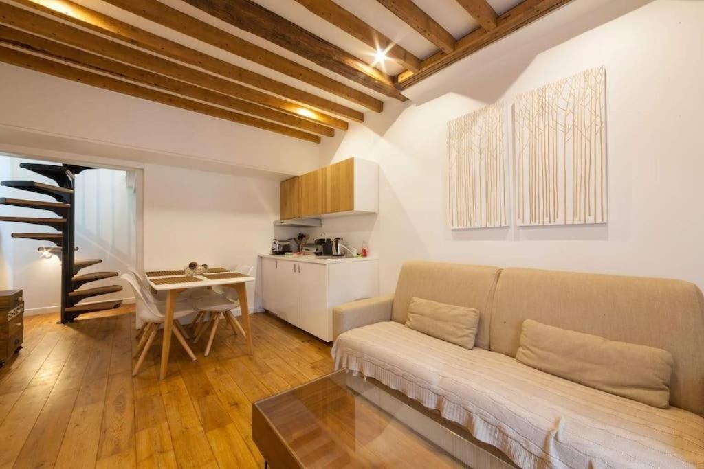 Cosy And Chic Flat In Saint Germain