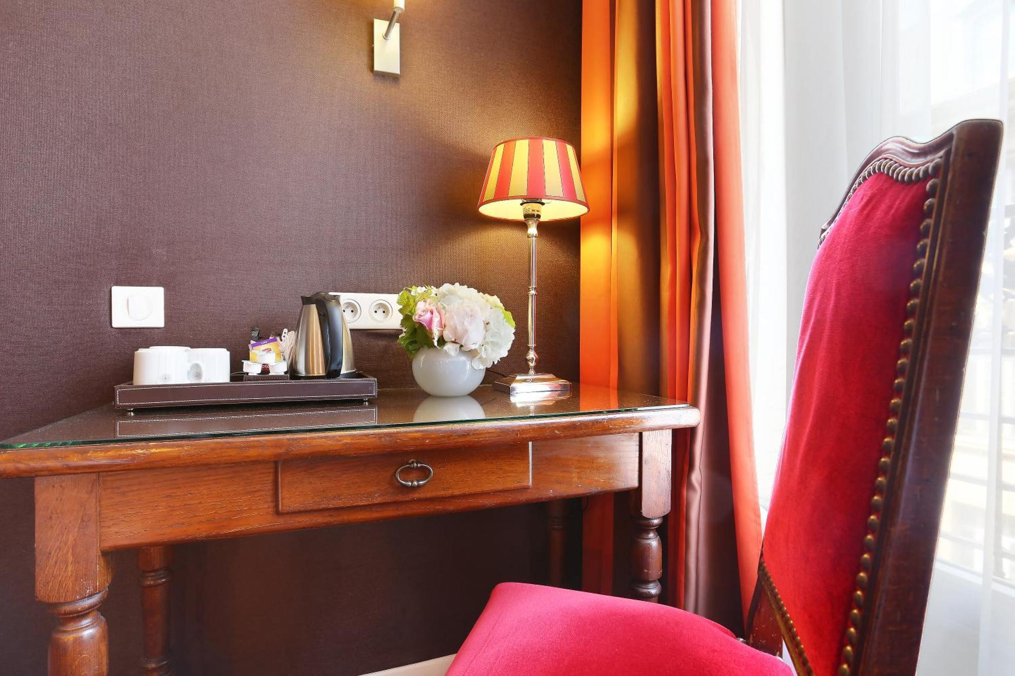 Trianon Rive Gauche Hotel