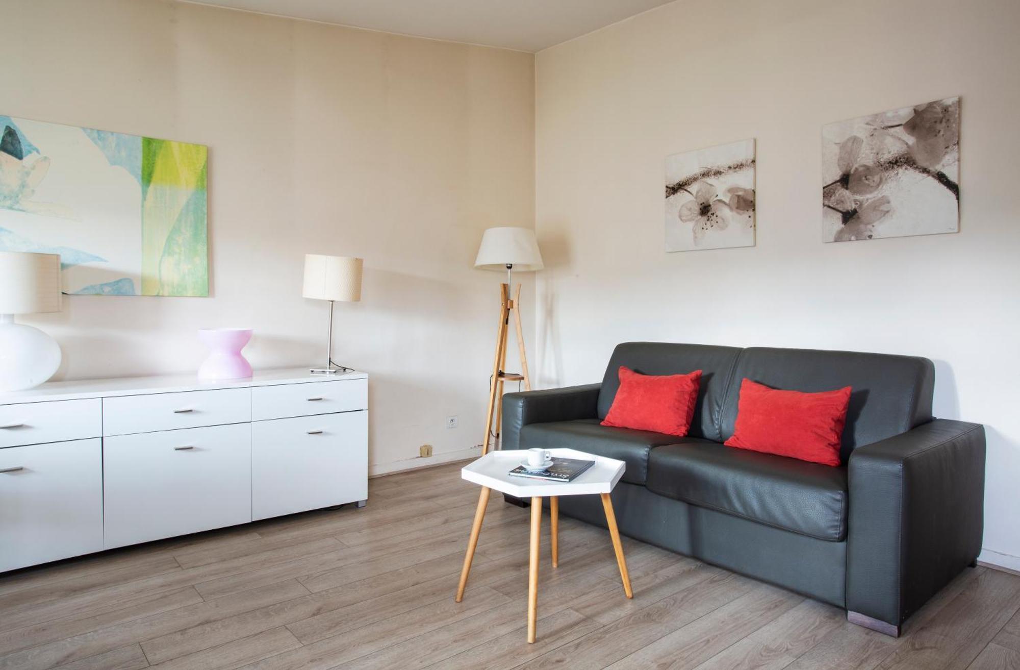 Place De L'etoile, Wagram Appartement *