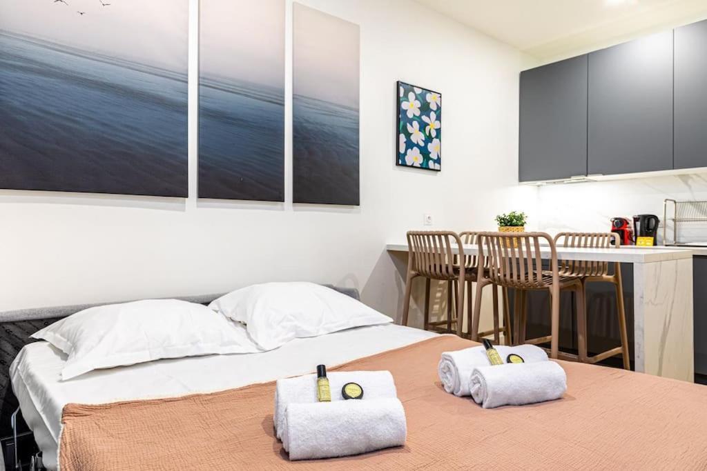 Moderne Pour 4 Proche Arc De Triomphe Apartment