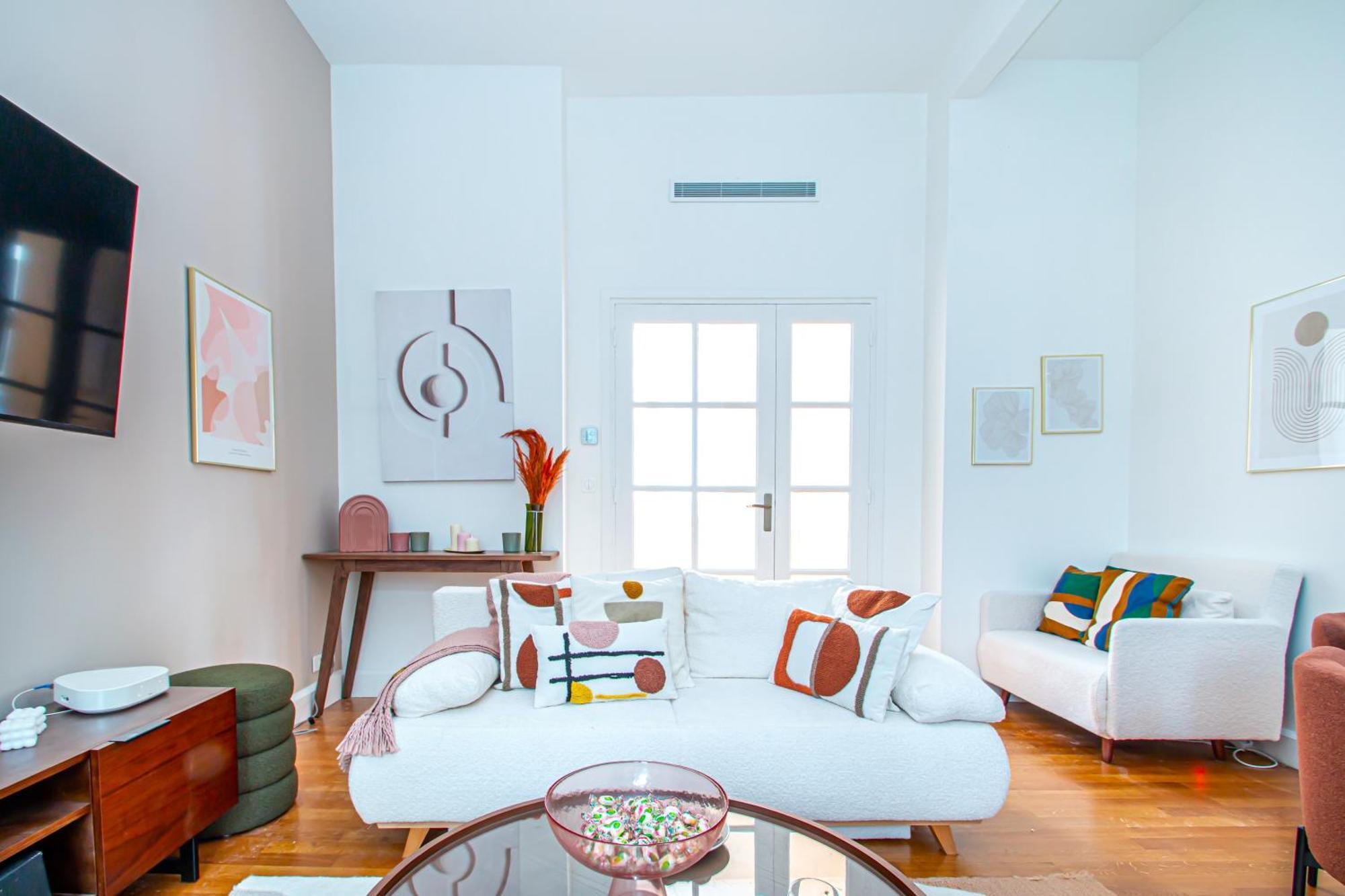 Apartment Agreable Rue De La Pompe Paris
