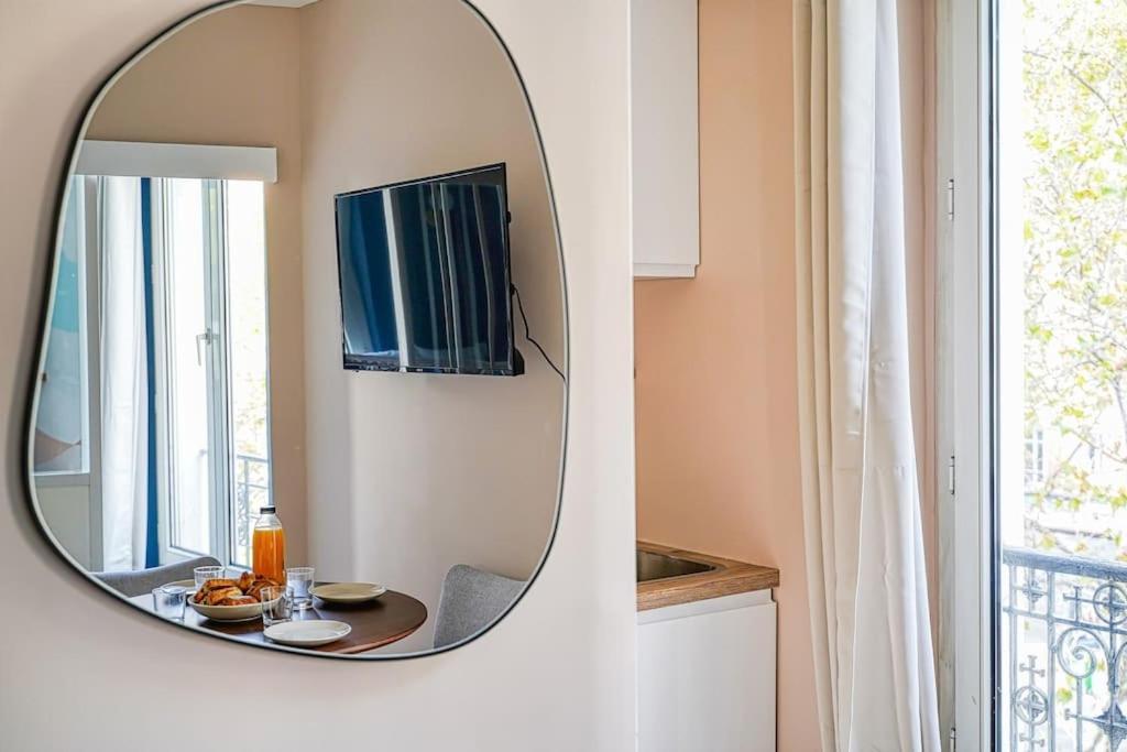 Colore Wagram - Ii Apartment