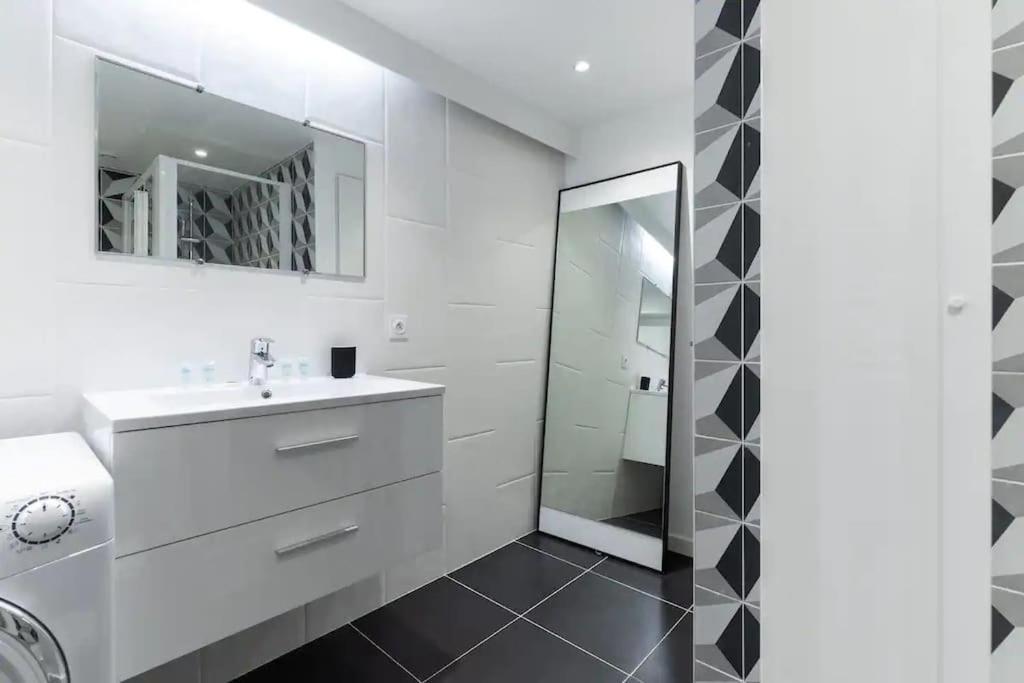 Passy/ranelagh Ii: Magnifique 4p-1br Appartement *