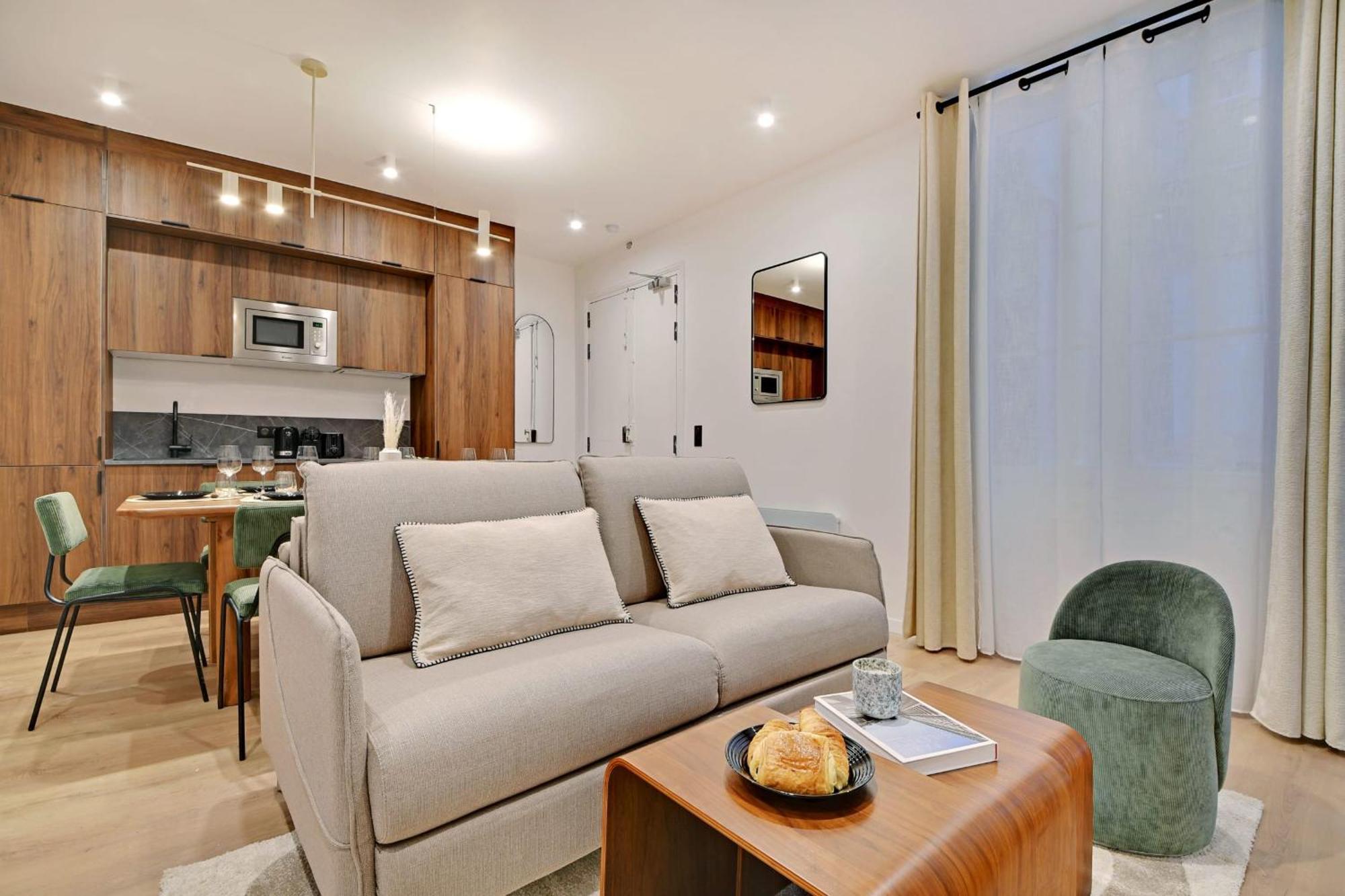 Spacious - 3bdr-6p *