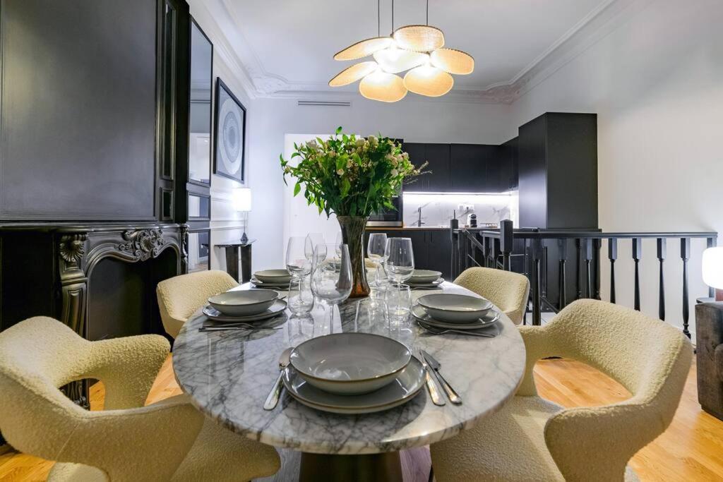 Lincoln Champs-elysees Apartment *
