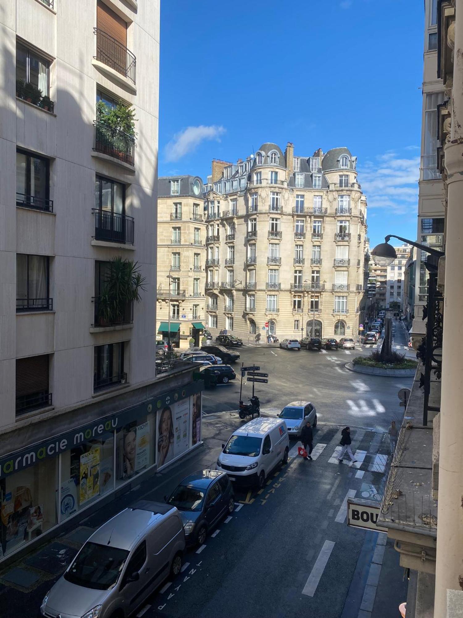 Trocadero Apartment *