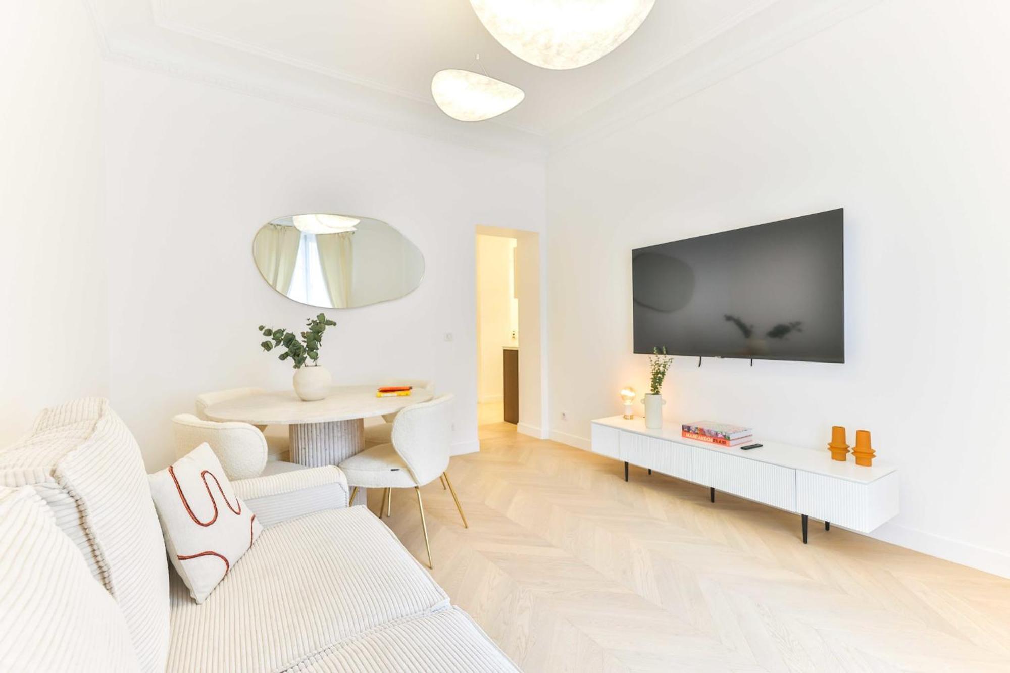 Appartement Charming 2br - 6p - Eiffel Tower Paris
