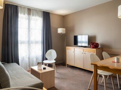 35 M2 En Avec Services Et Menage Hotel 2*