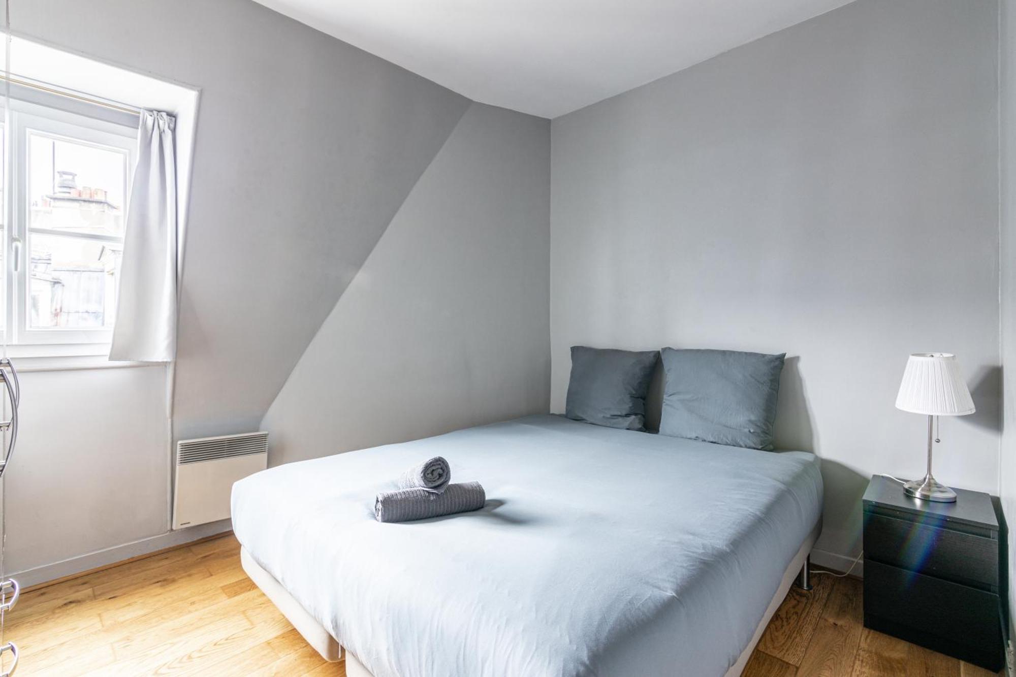 Luxurious 2 Bedroom Tour Eiffel Bourdonnais Free Netflix Appartement *