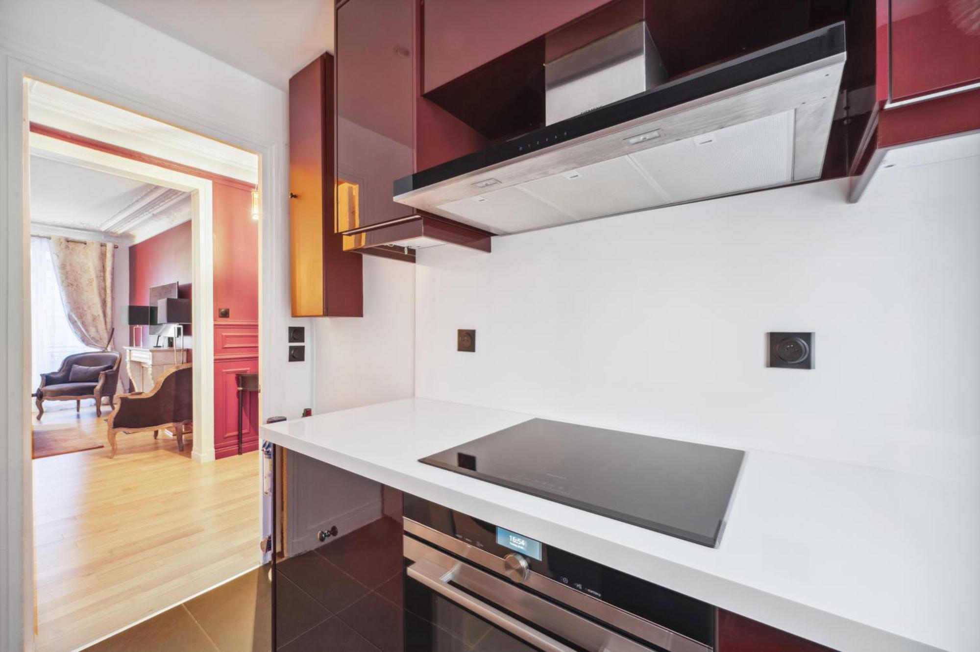 Sejours Parisiens / Le Royal / 4* Appartement Paris