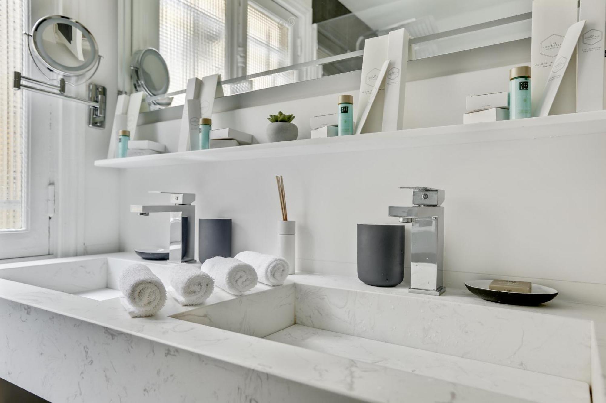 Apartment Sejours Parisiens / Belle Courcelles / 4*
