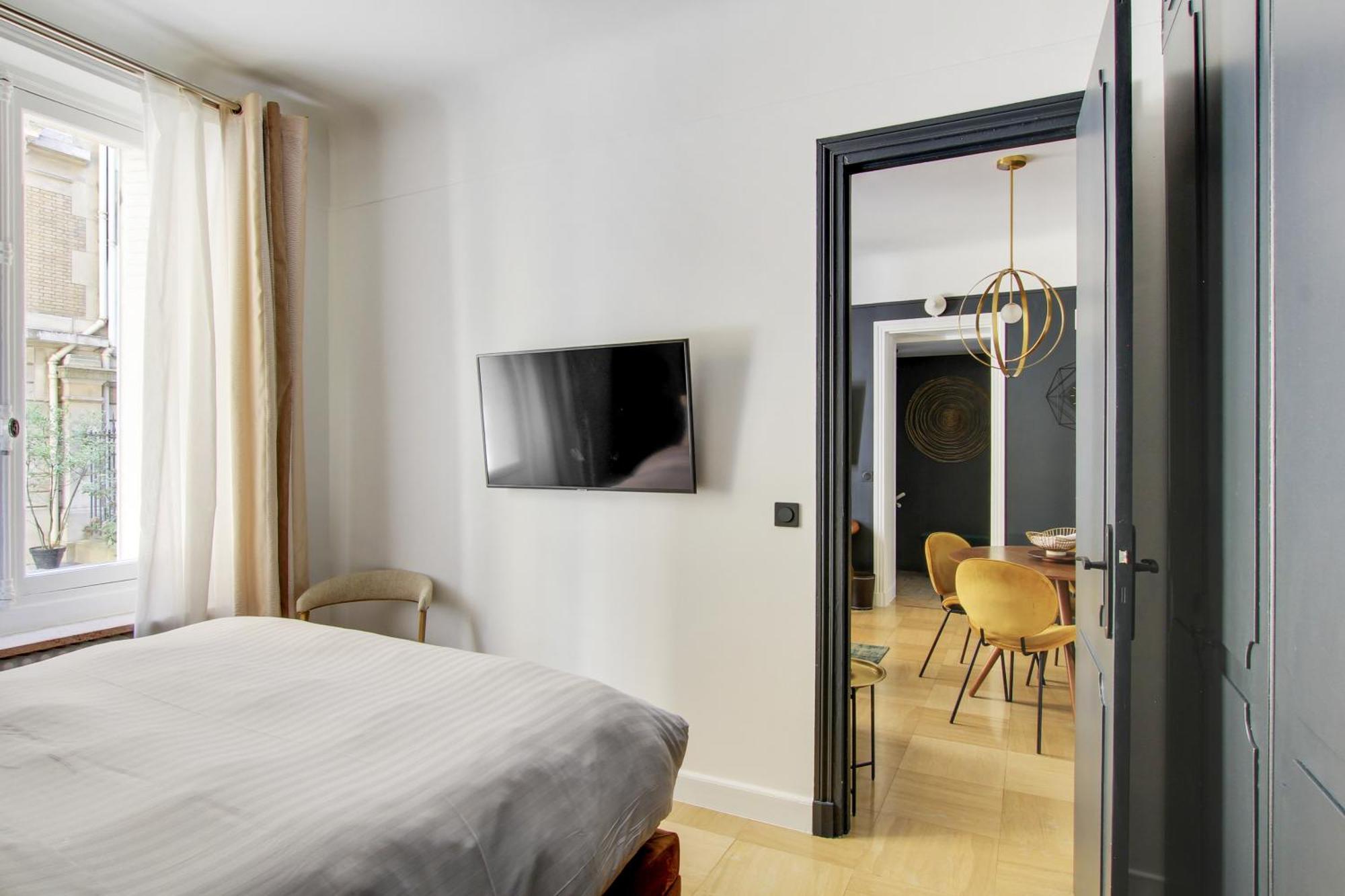 Sejours Parisiens / Belle Courcelles / 4* Apartment *