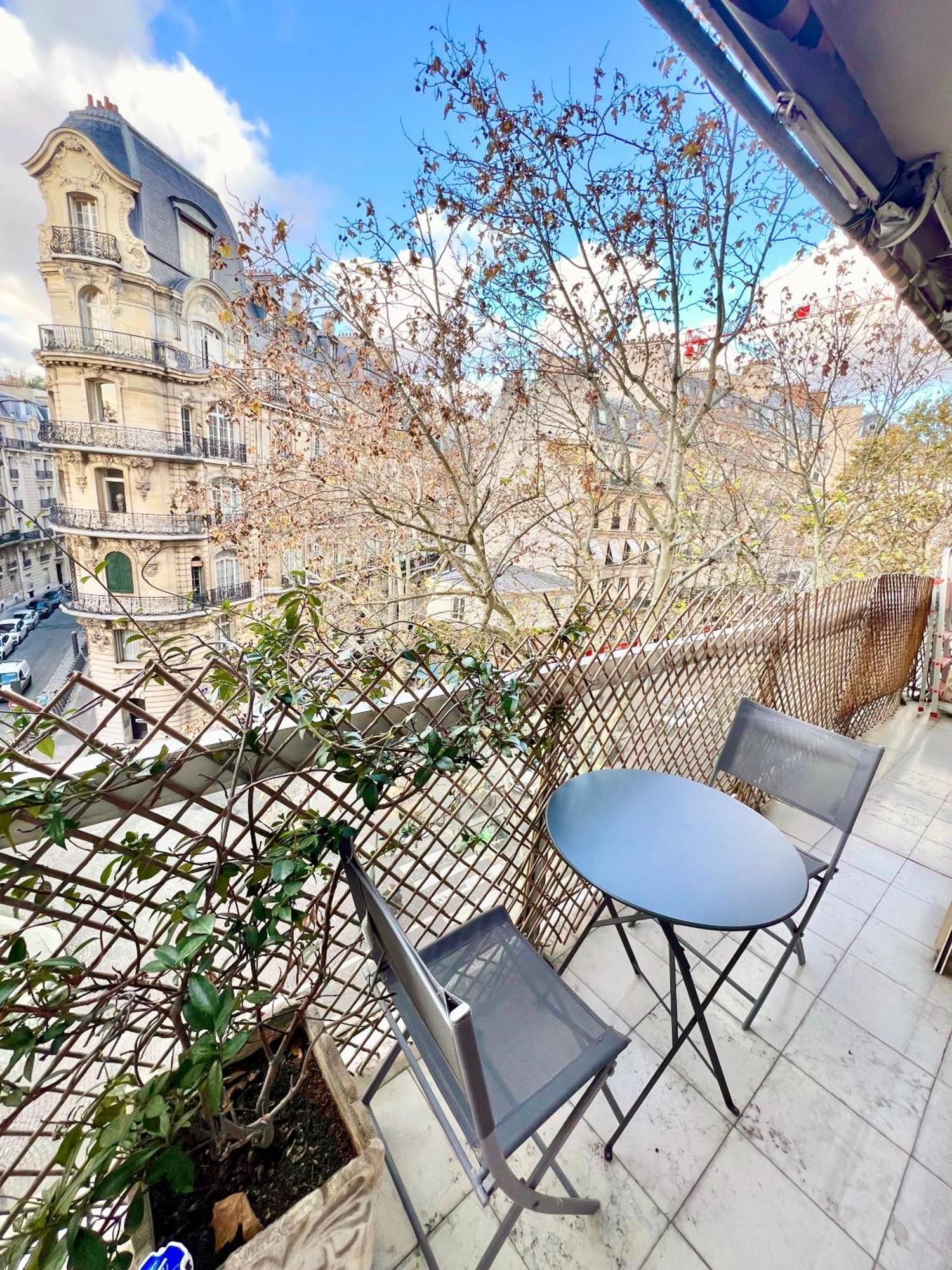 Luxury * Paris