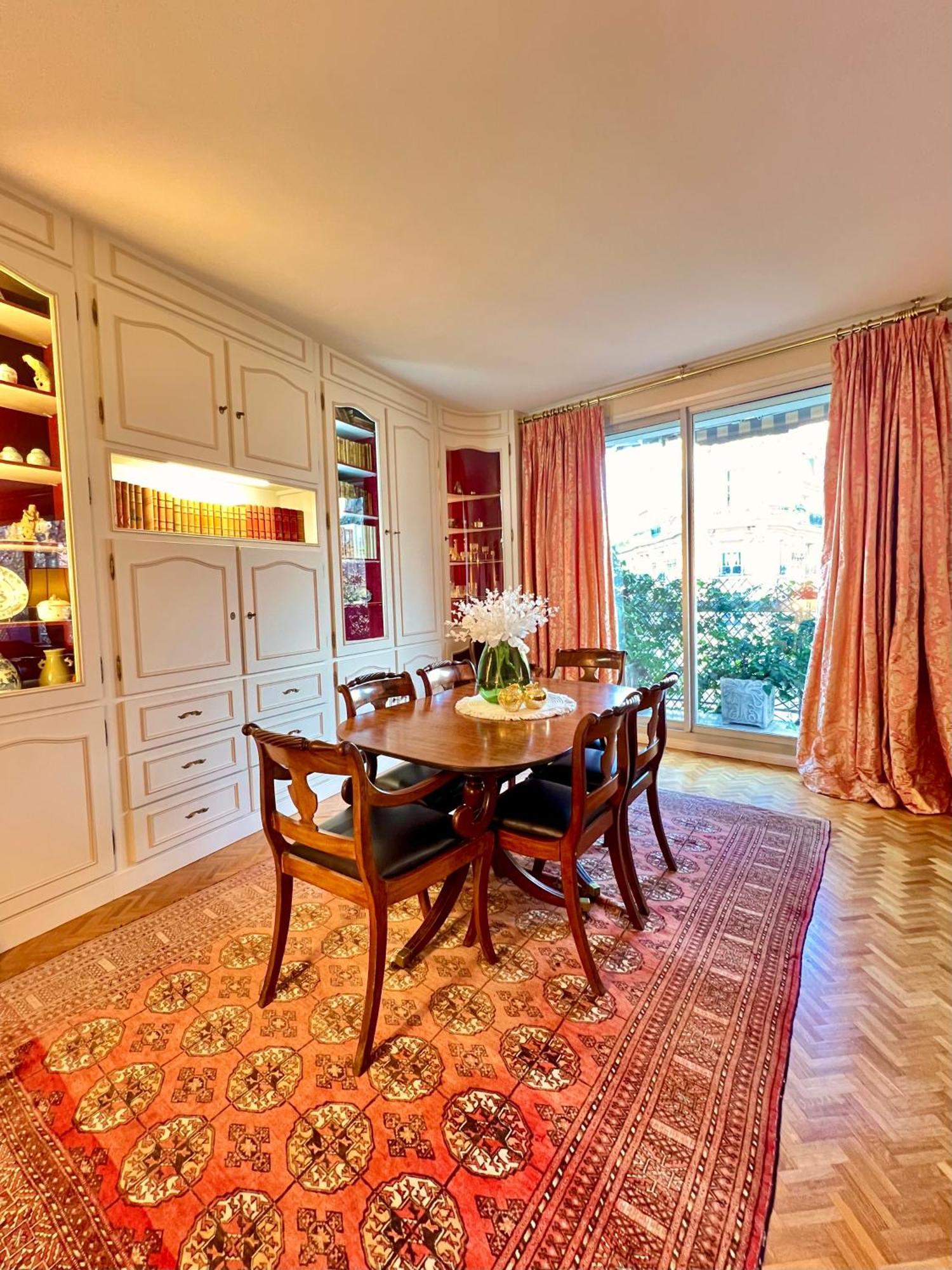 Apartment Luxury Paris