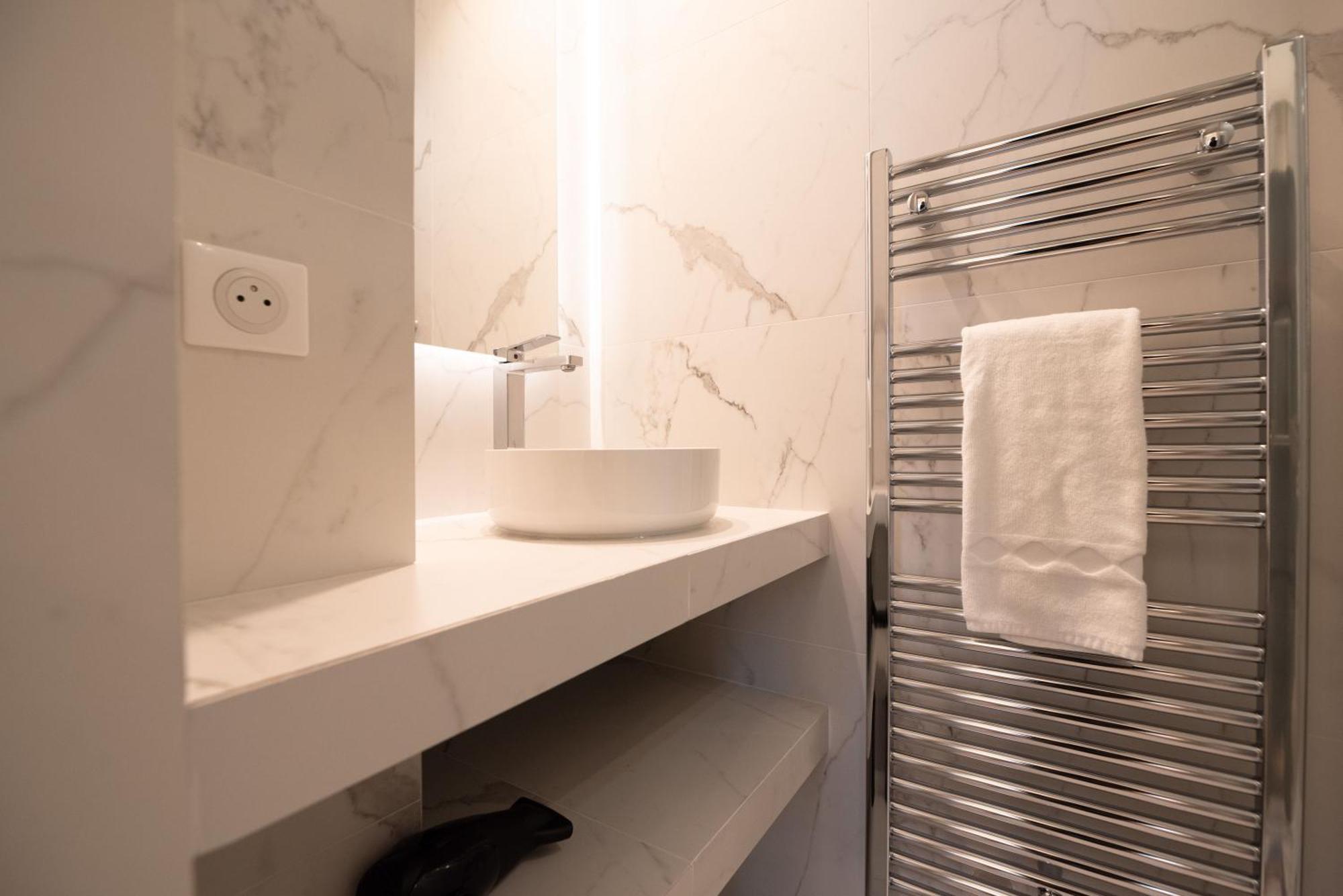Amazing Flat In Champs Elysees. Paris
